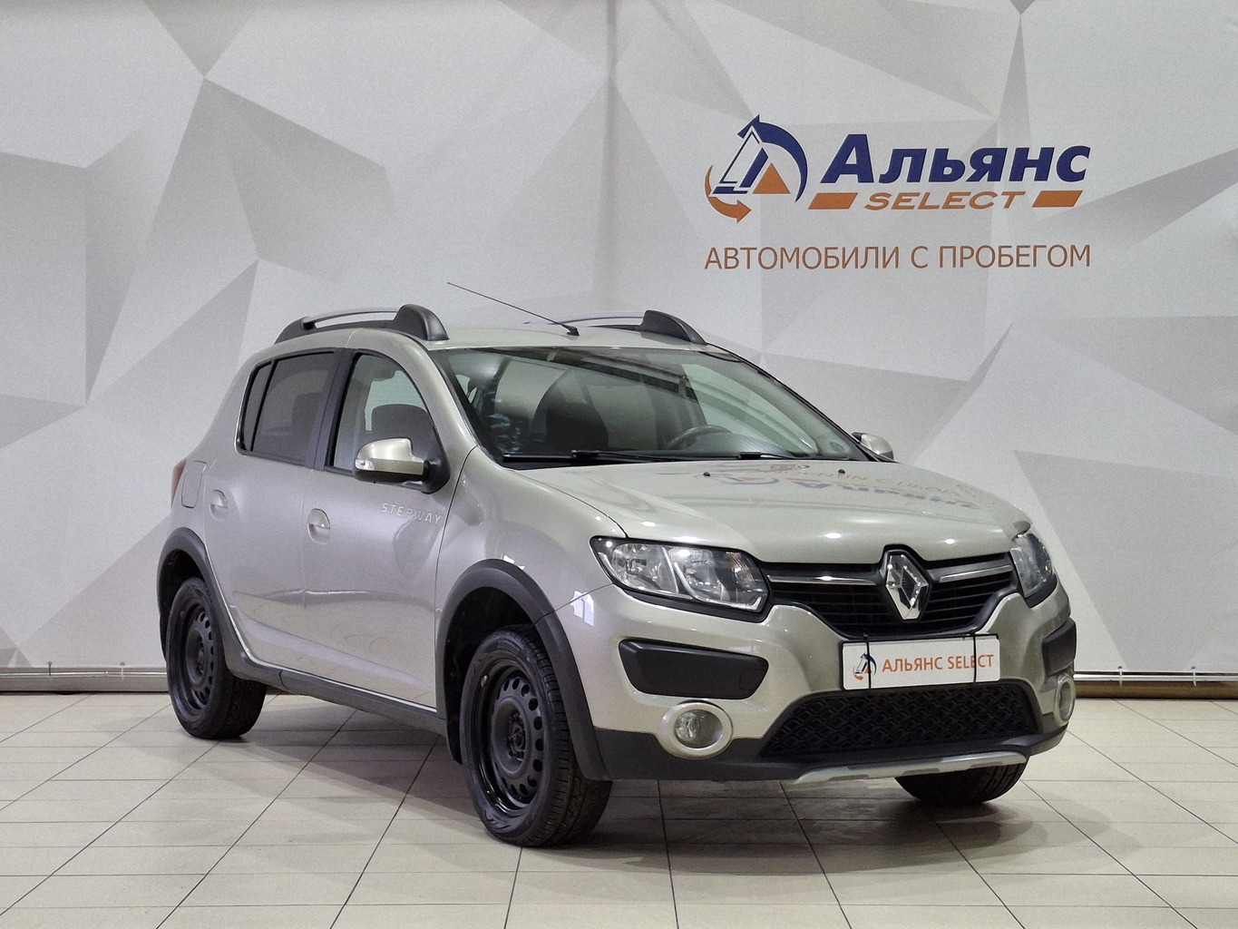 RENAULT SANDERO