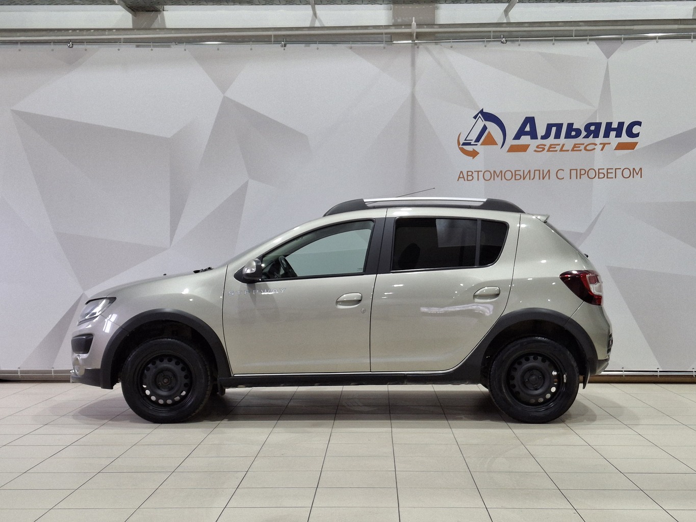 RENAULT SANDERO