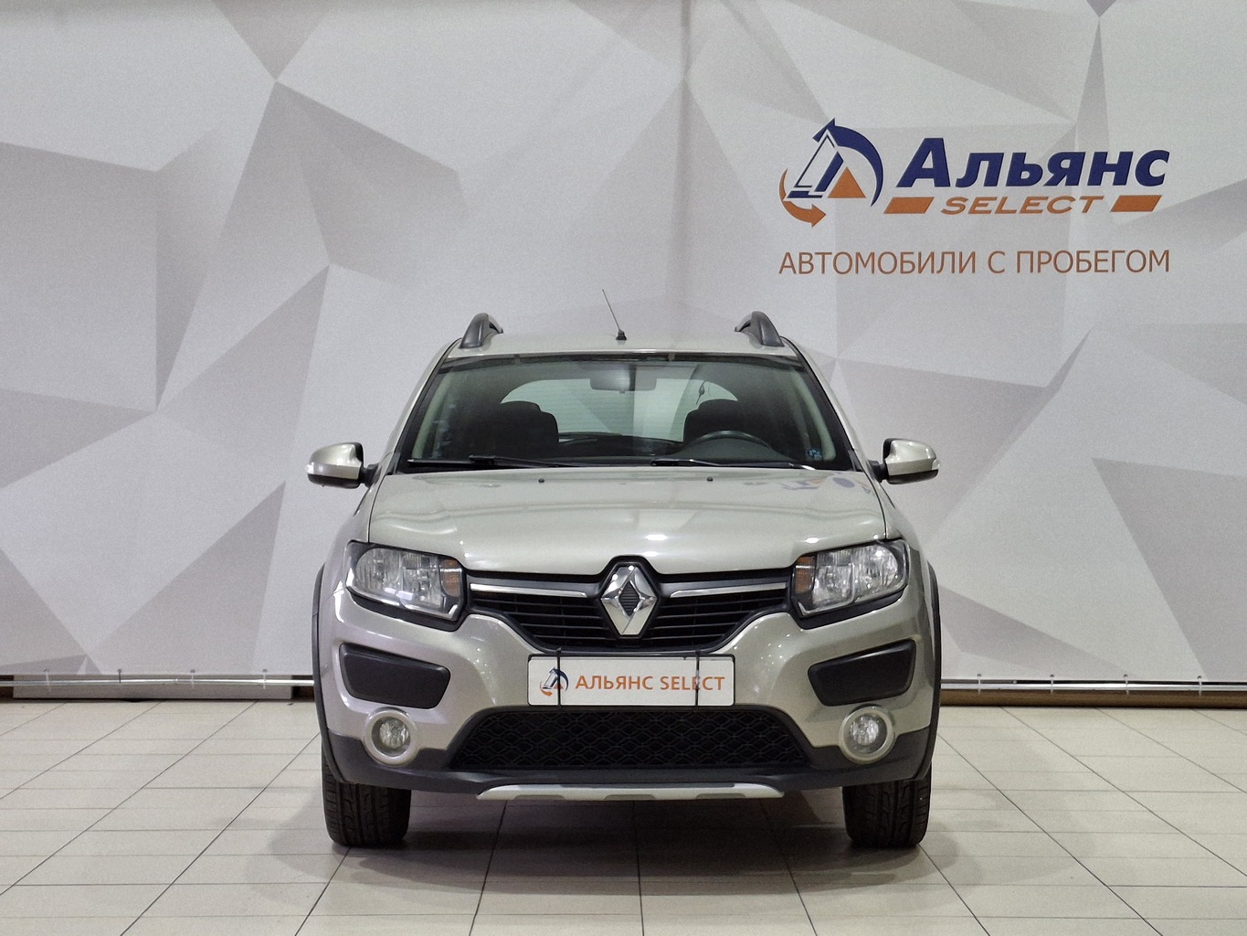 RENAULT SANDERO