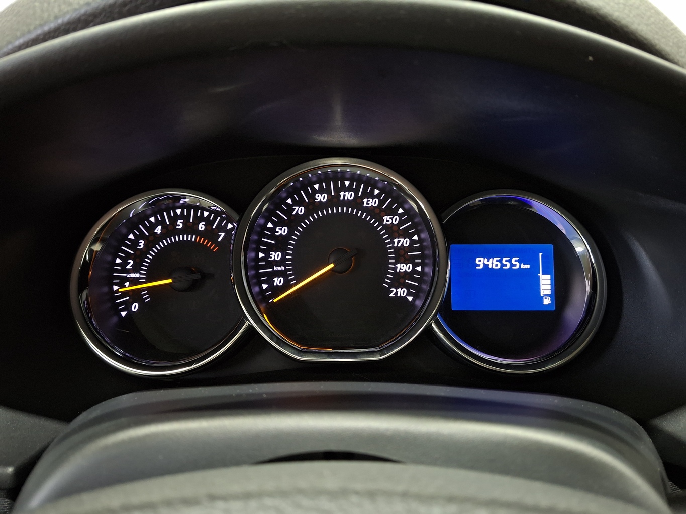 RENAULT SANDERO