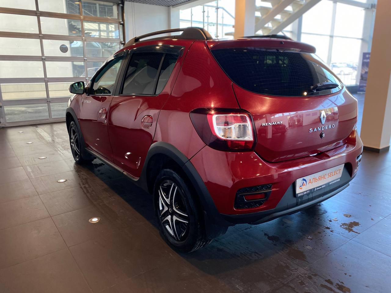 RENAULT SANDERO