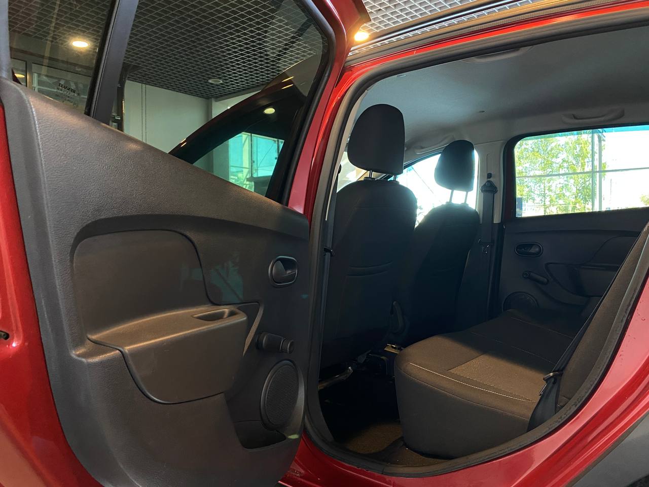 RENAULT SANDERO