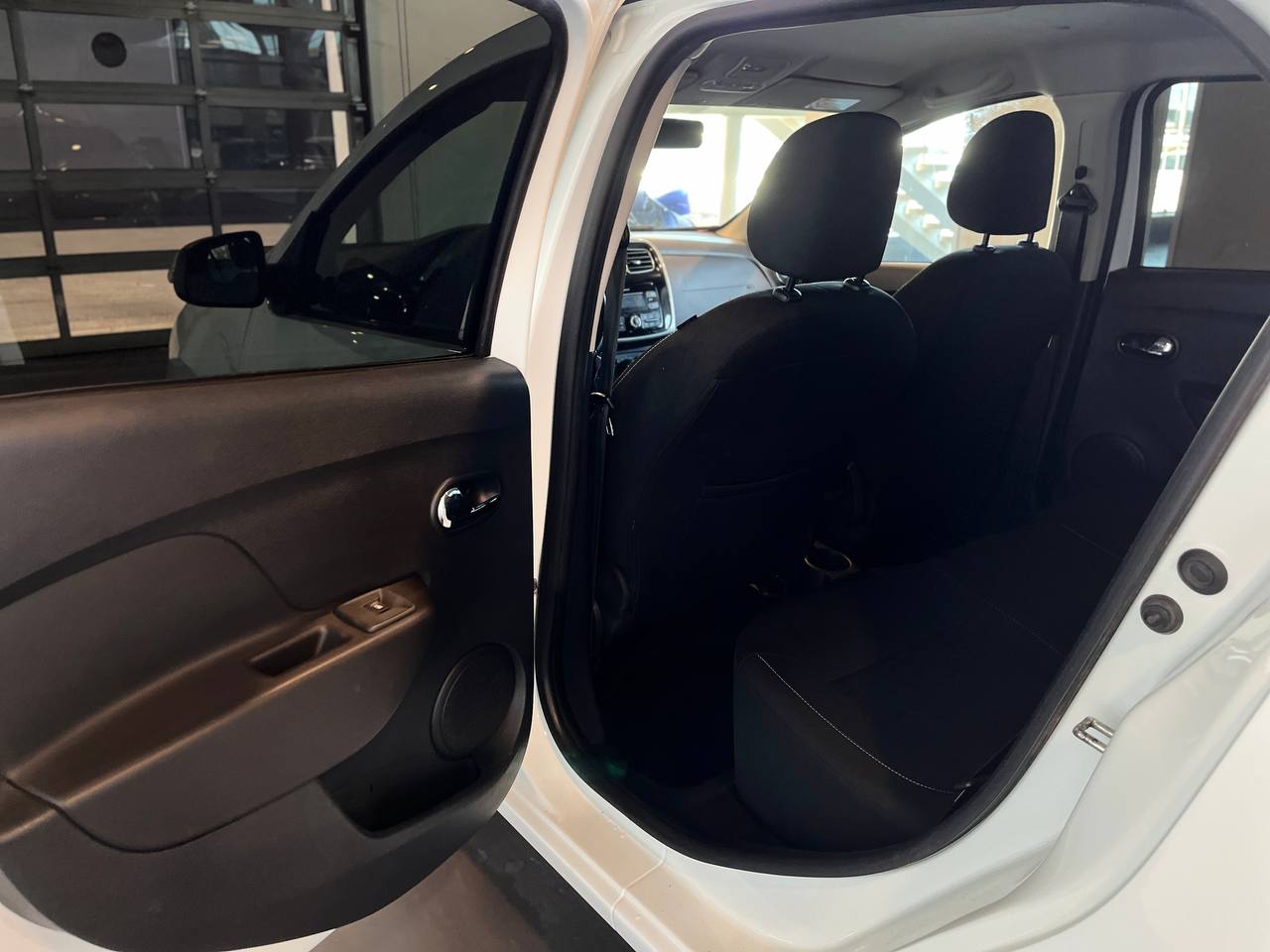 RENAULT LOGAN