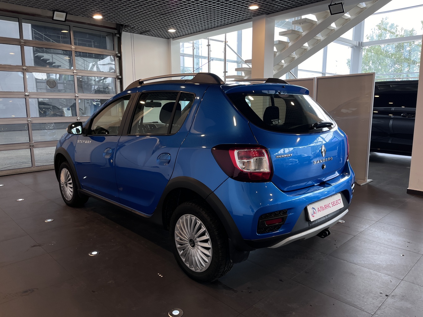 RENAULT SANDERO