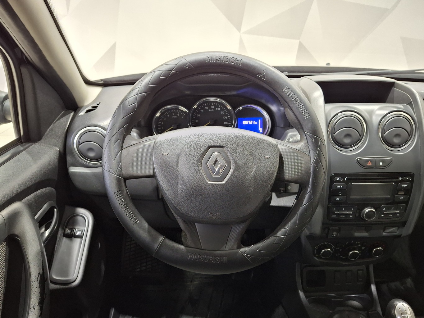 RENAULT DUSTER