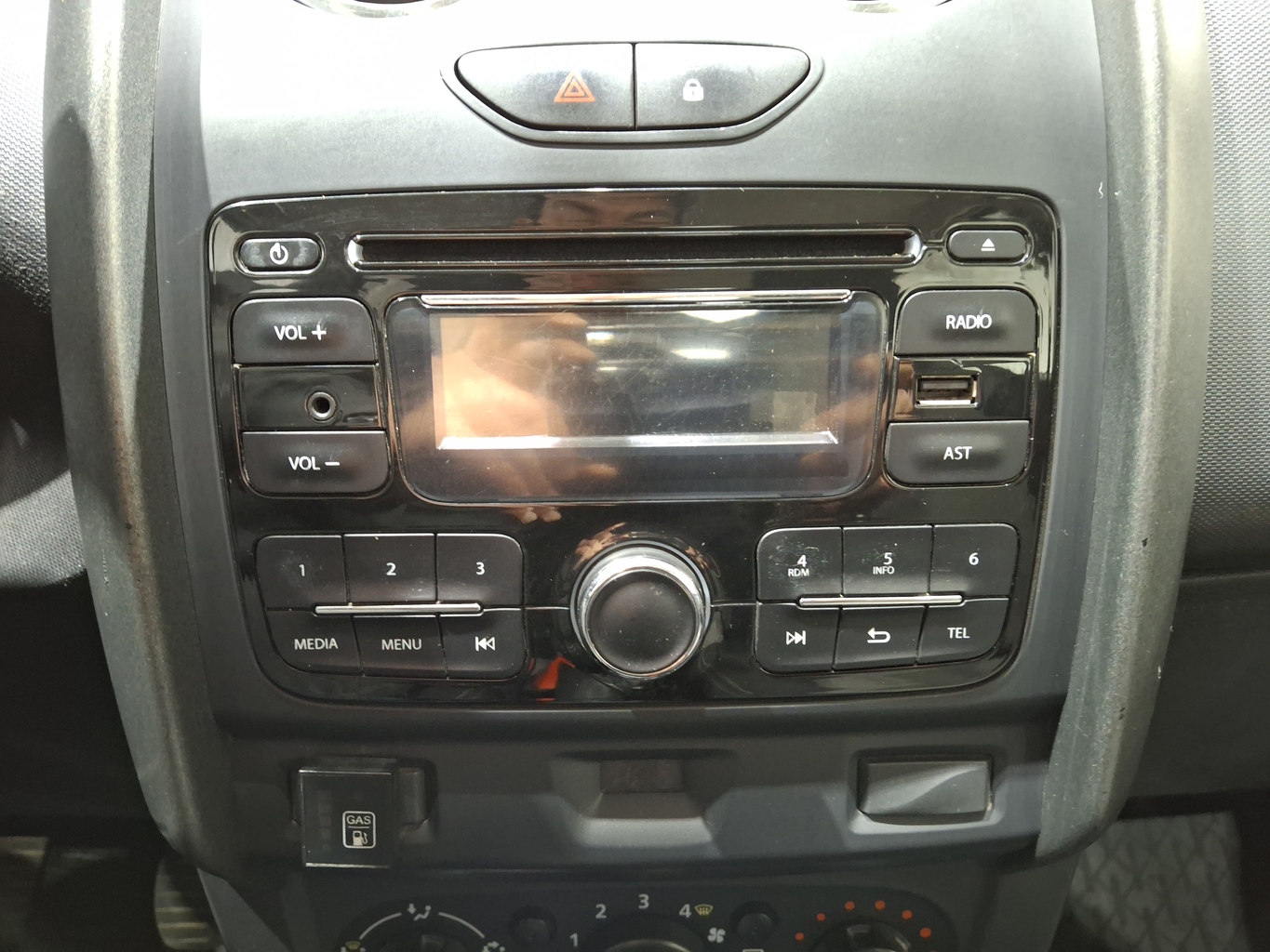 RENAULT DUSTER