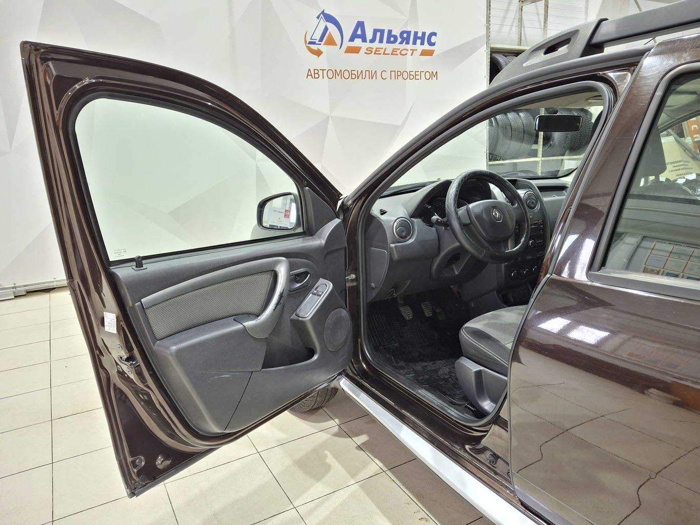 RENAULT DUSTER