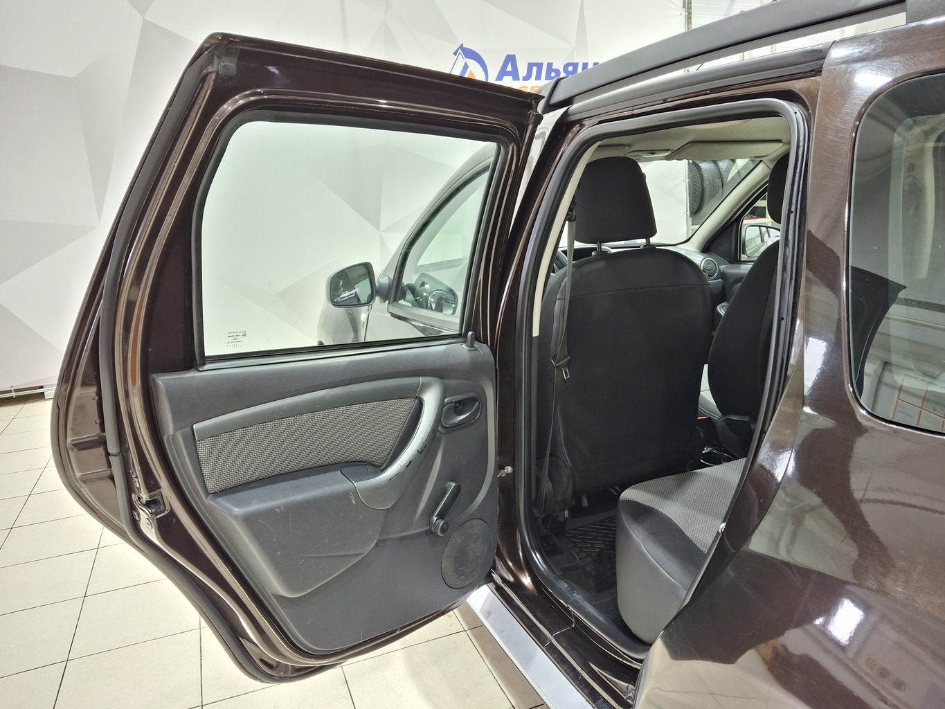 RENAULT DUSTER
