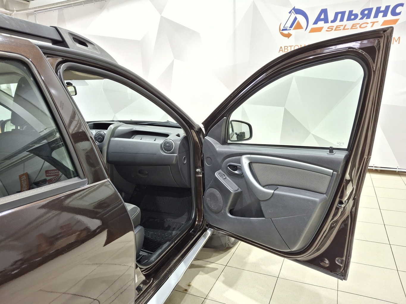 RENAULT DUSTER