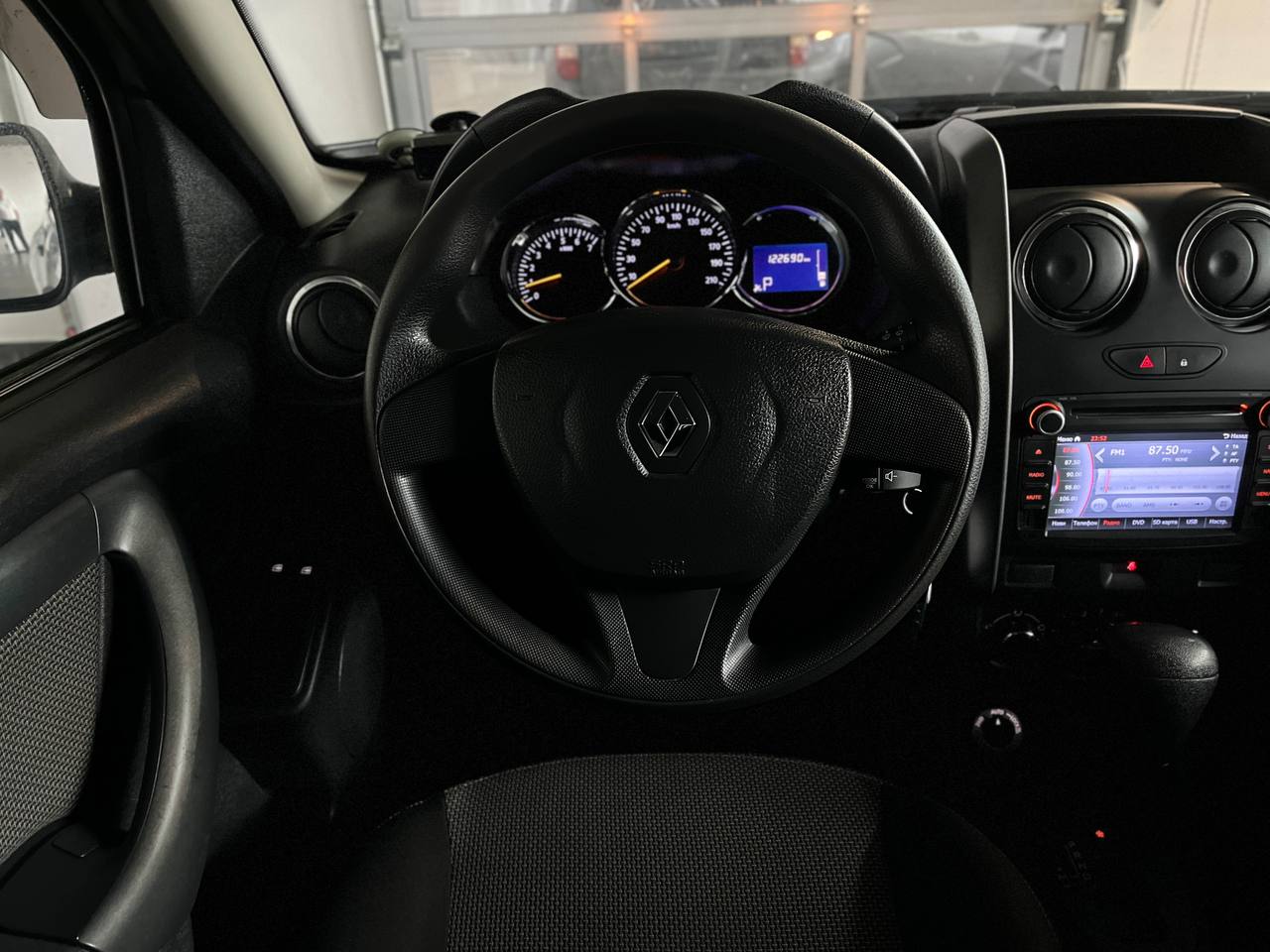 RENAULT DUSTER