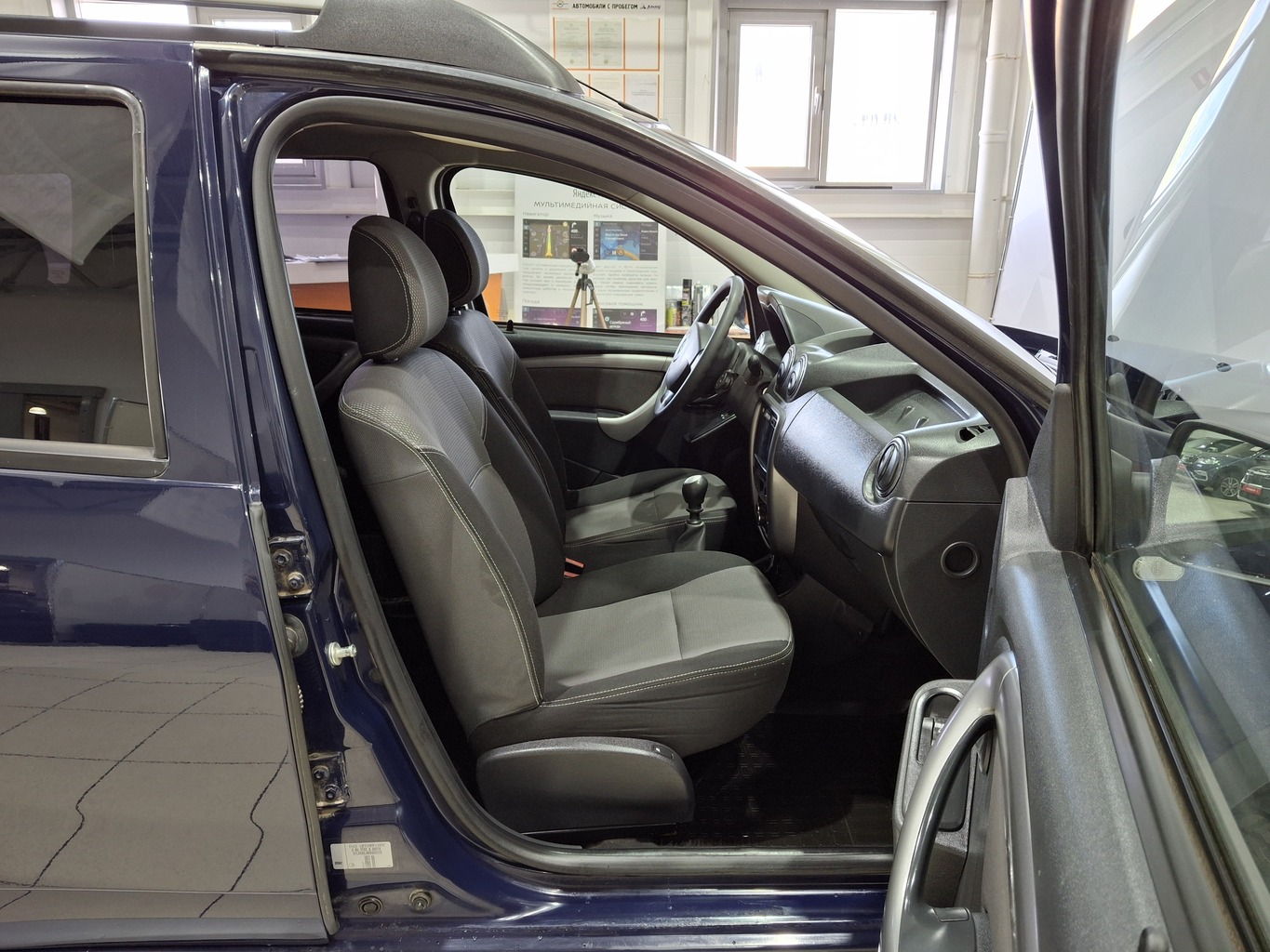 RENAULT DUSTER