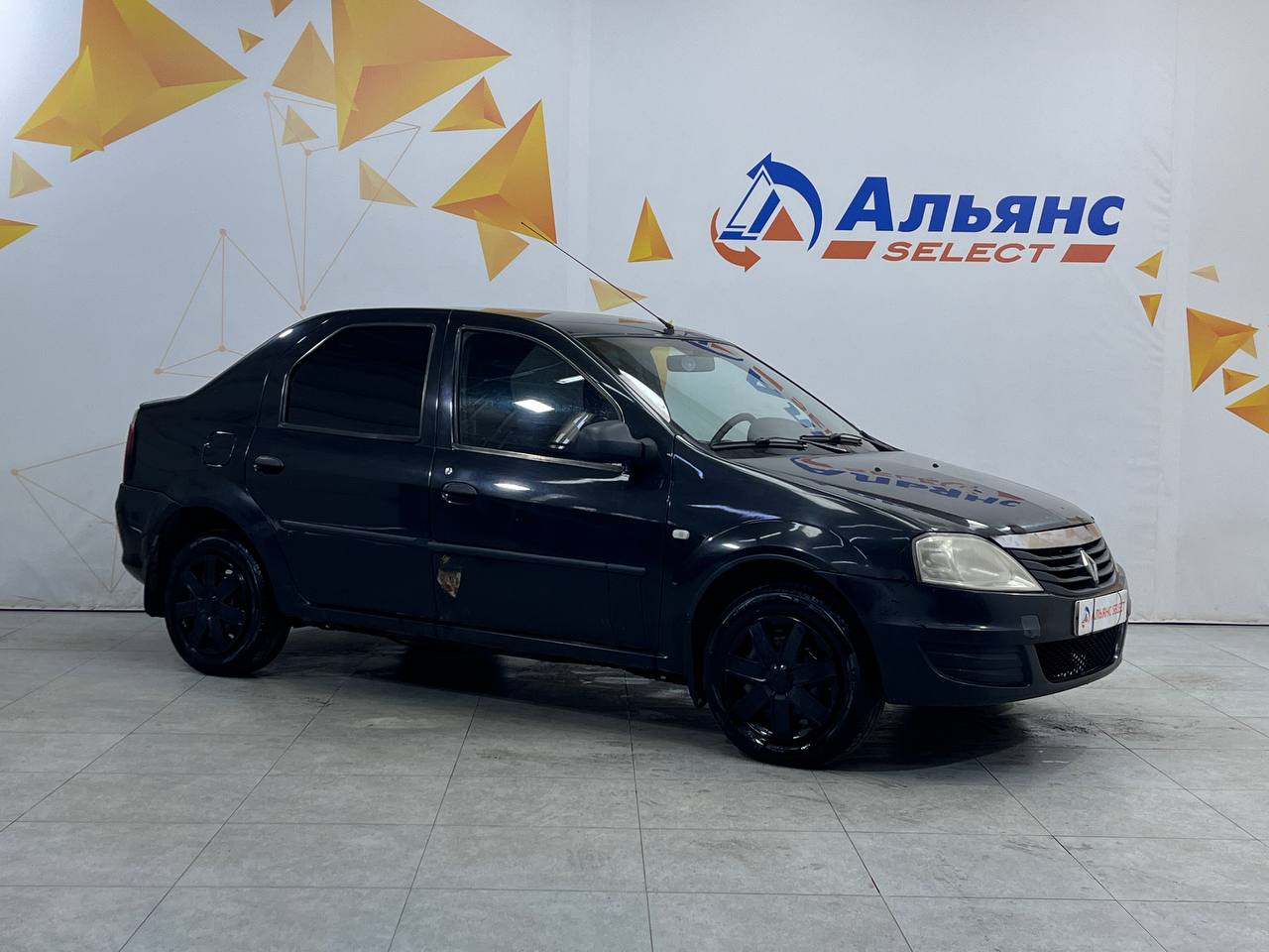RENAULT LOGAN