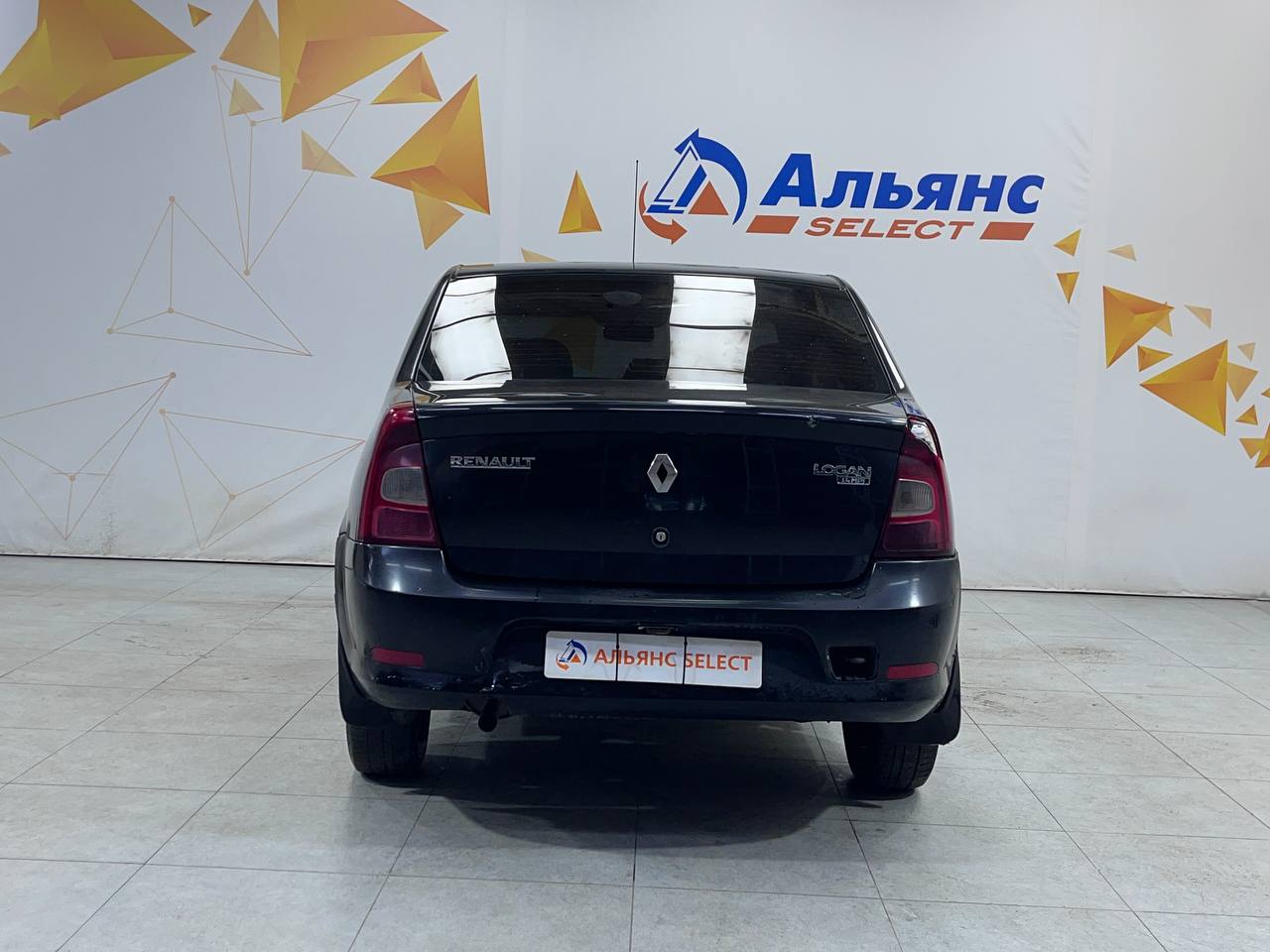 RENAULT LOGAN