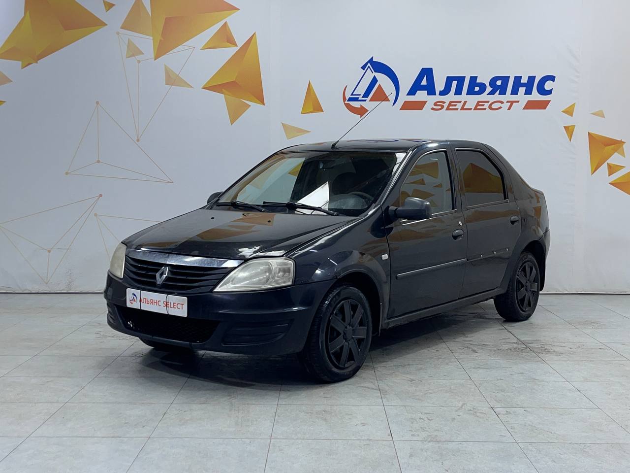 RENAULT LOGAN