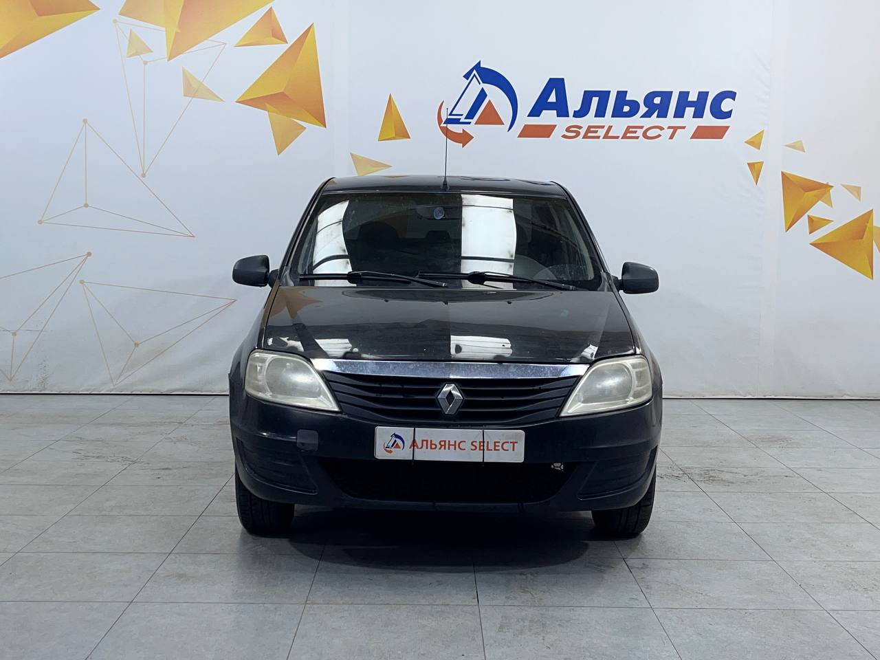 RENAULT LOGAN