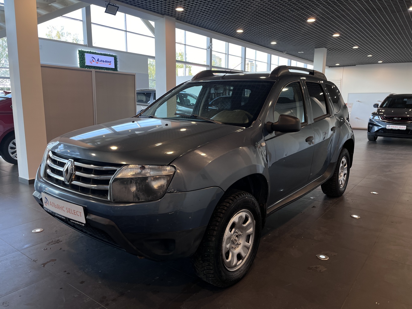 RENAULT DUSTER