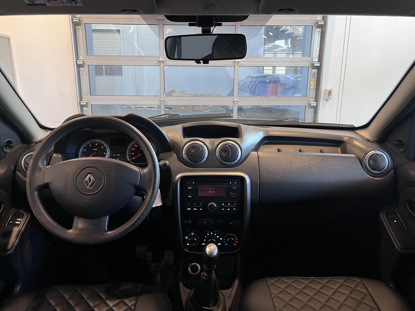 RENAULT DUSTER