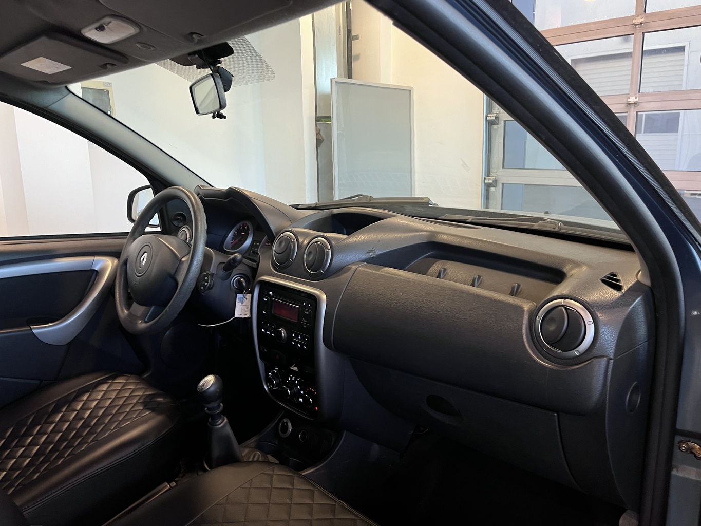 RENAULT DUSTER