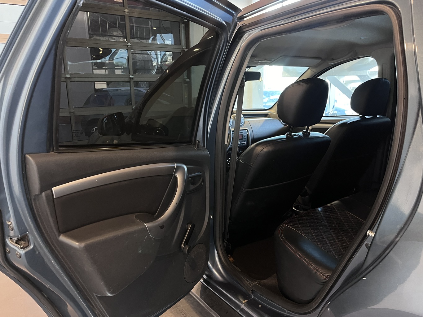 RENAULT DUSTER