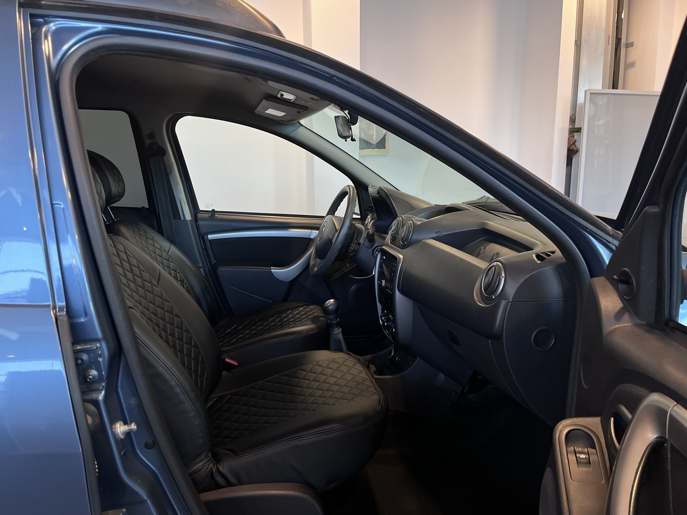 RENAULT DUSTER