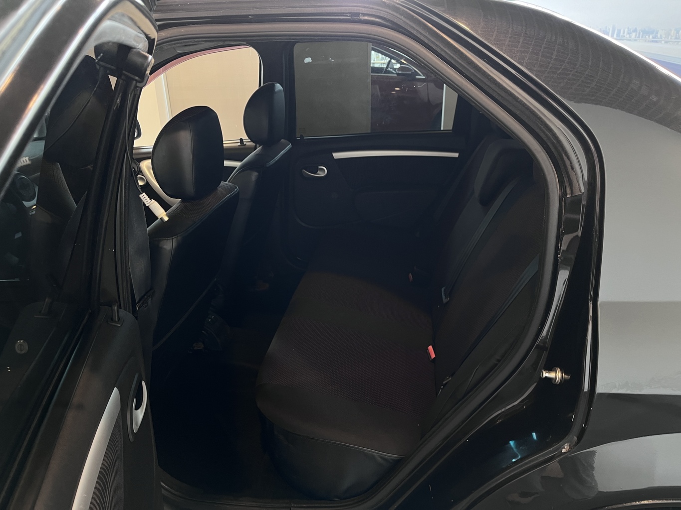 RENAULT LOGAN