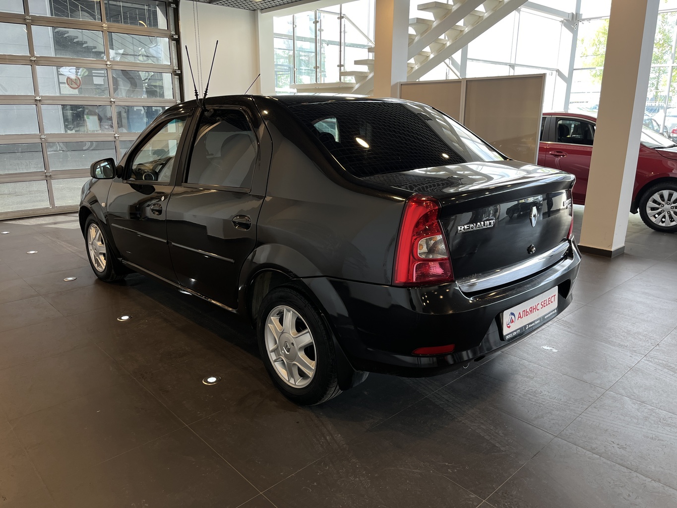 RENAULT LOGAN