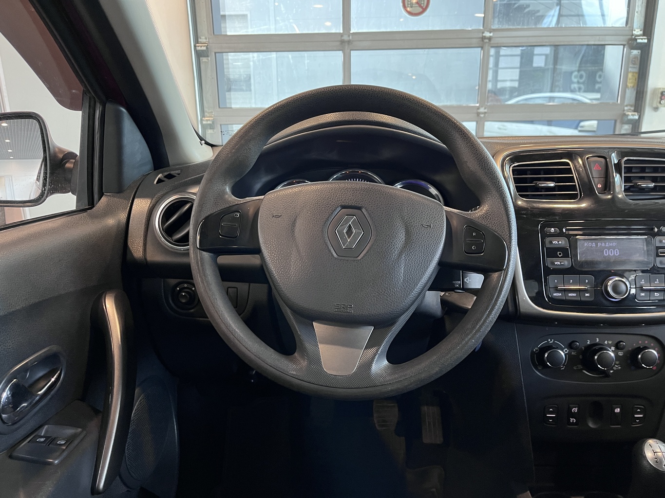 RENAULT LOGAN