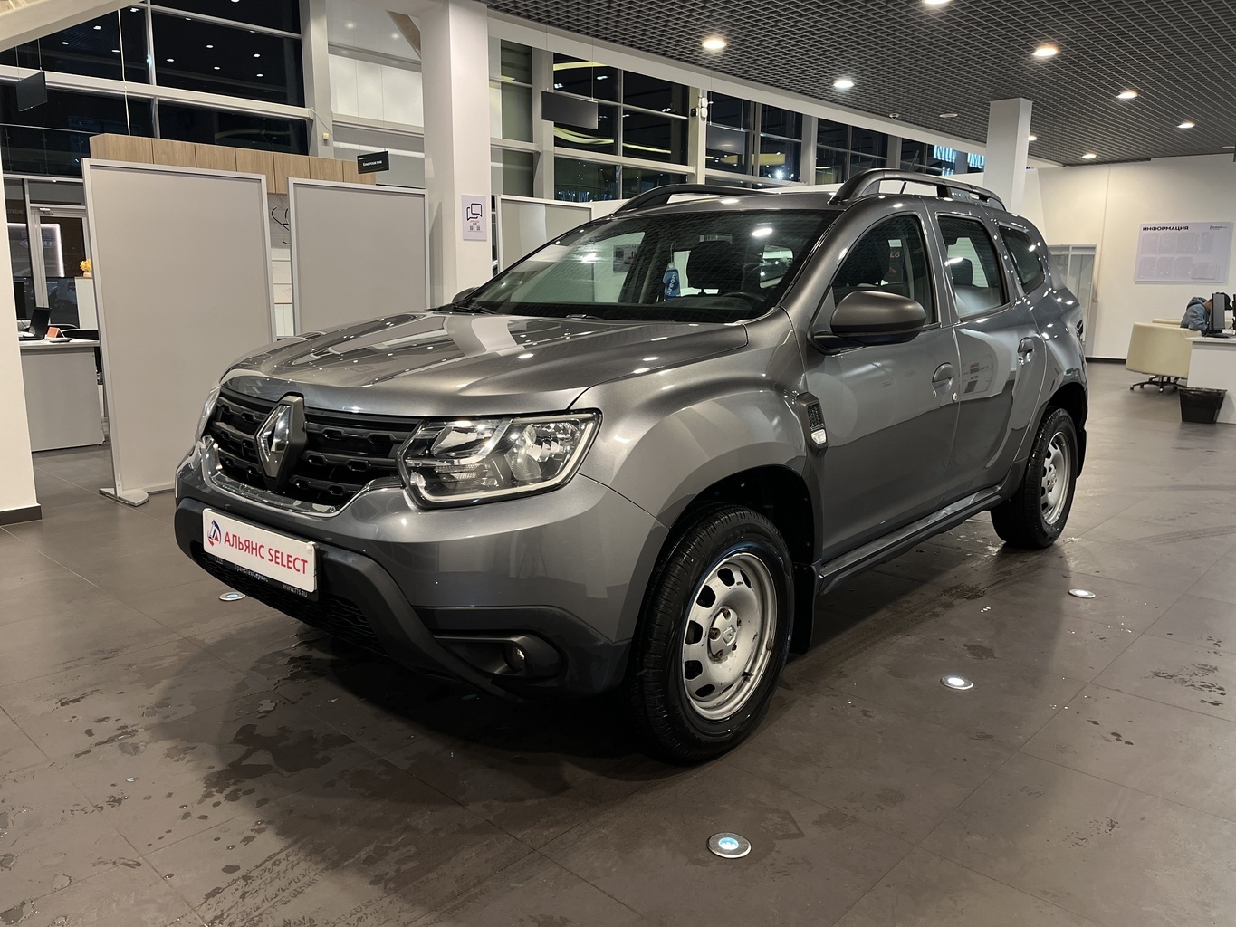 RENAULT DUSTER