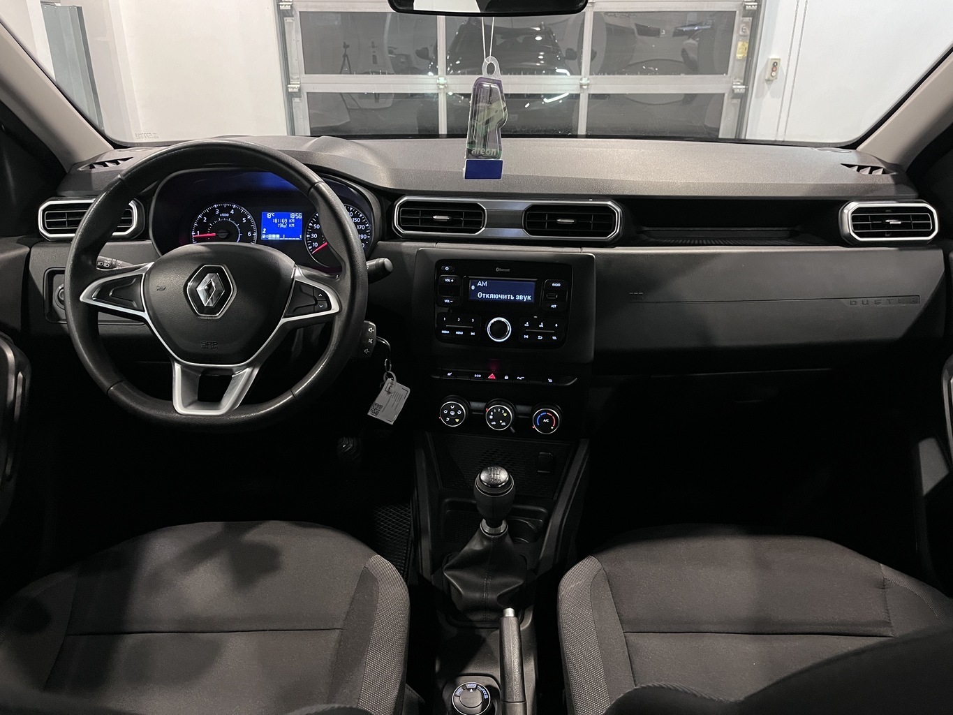 RENAULT DUSTER