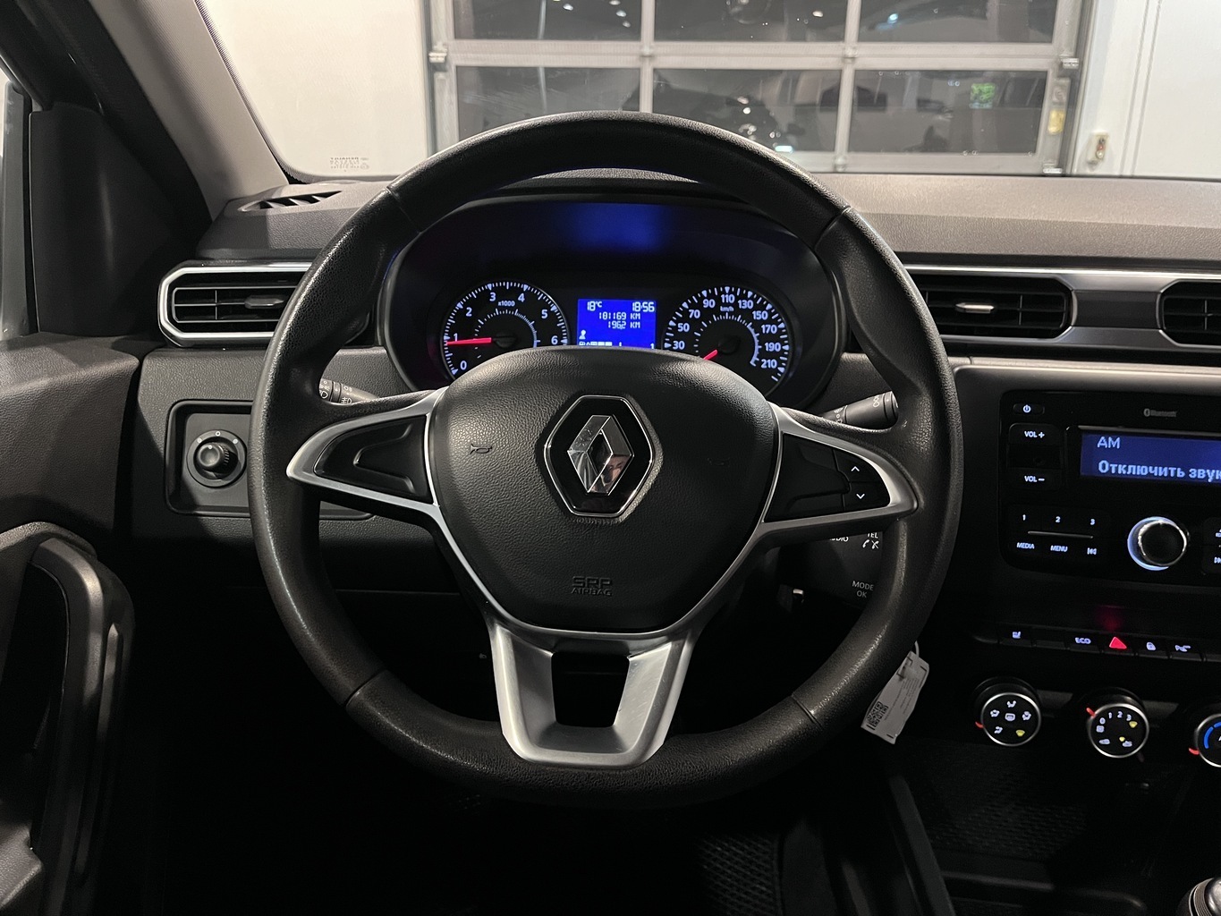 RENAULT DUSTER