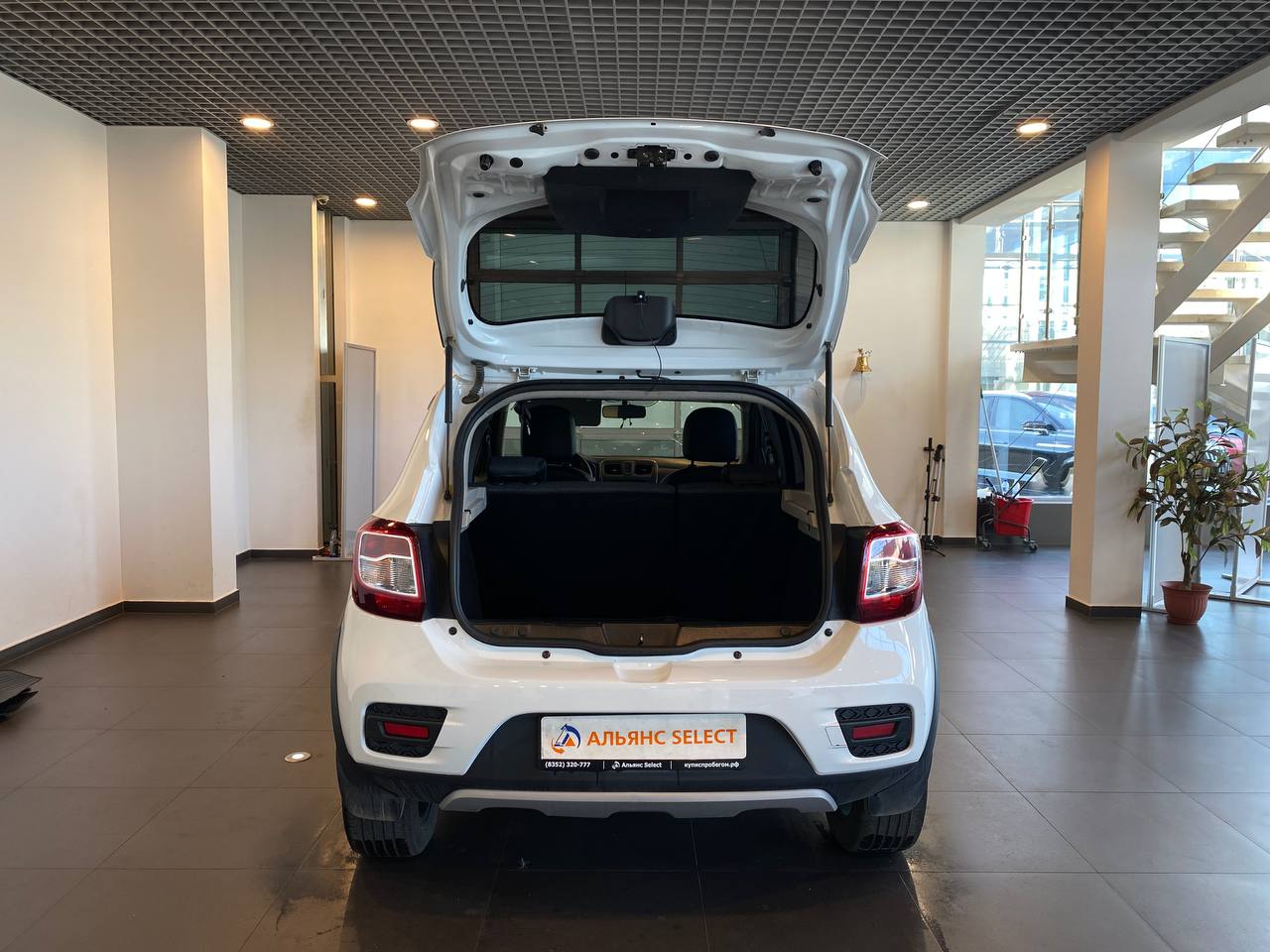 RENAULT SANDERO