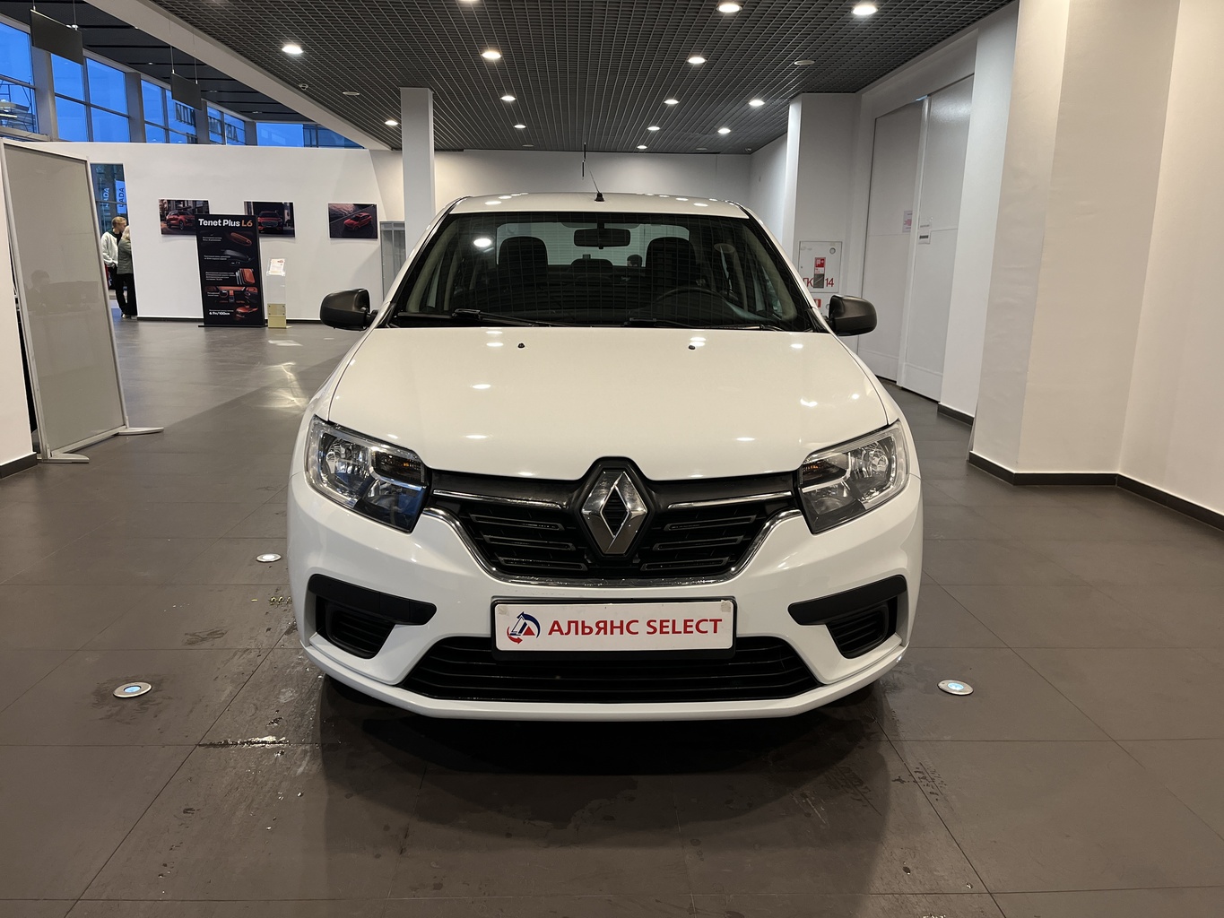 RENAULT LOGAN