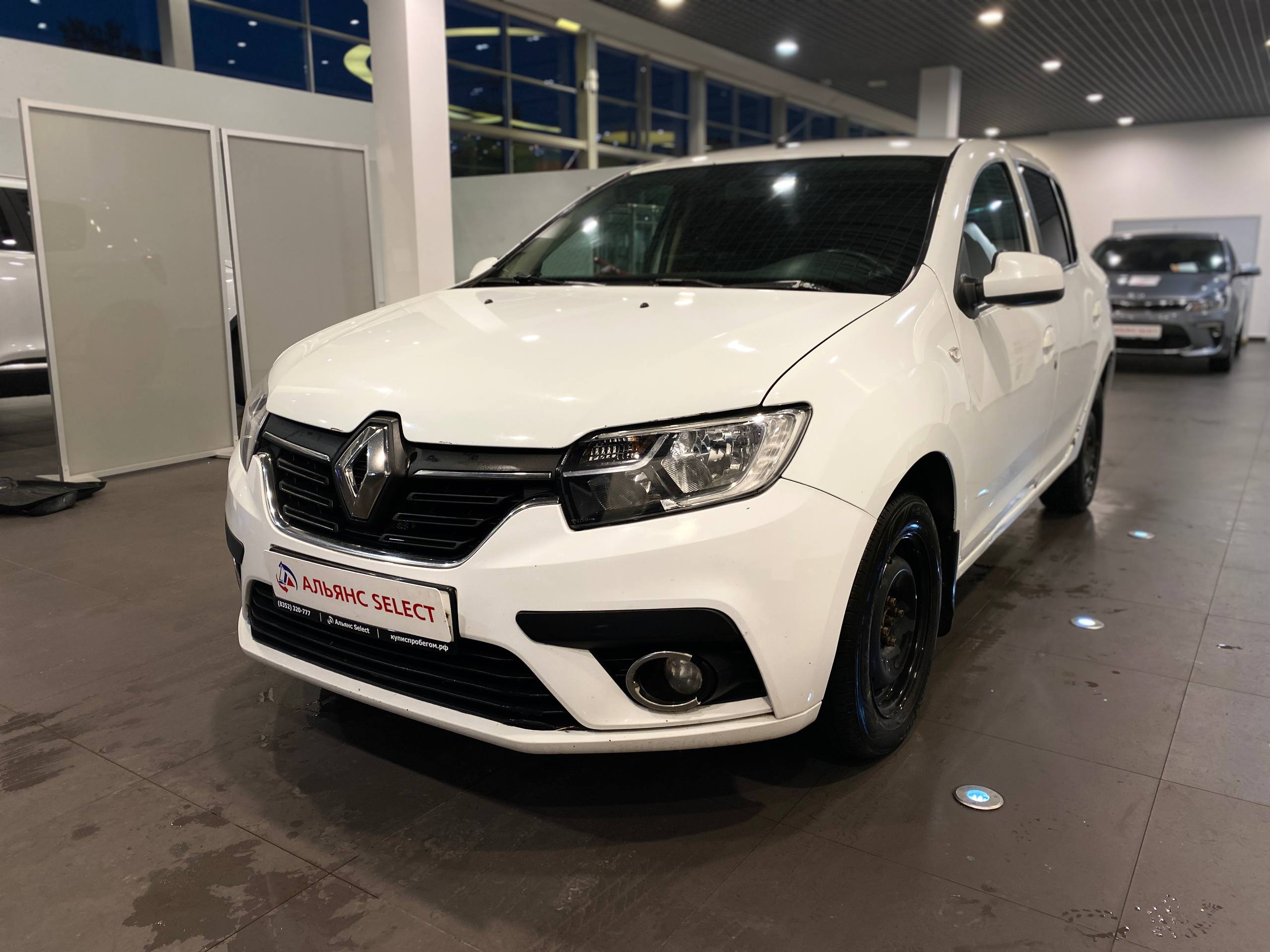 RENAULT SANDERO