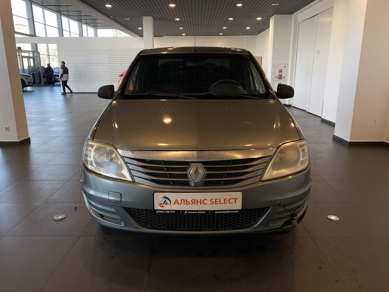 RENAULT LOGAN
