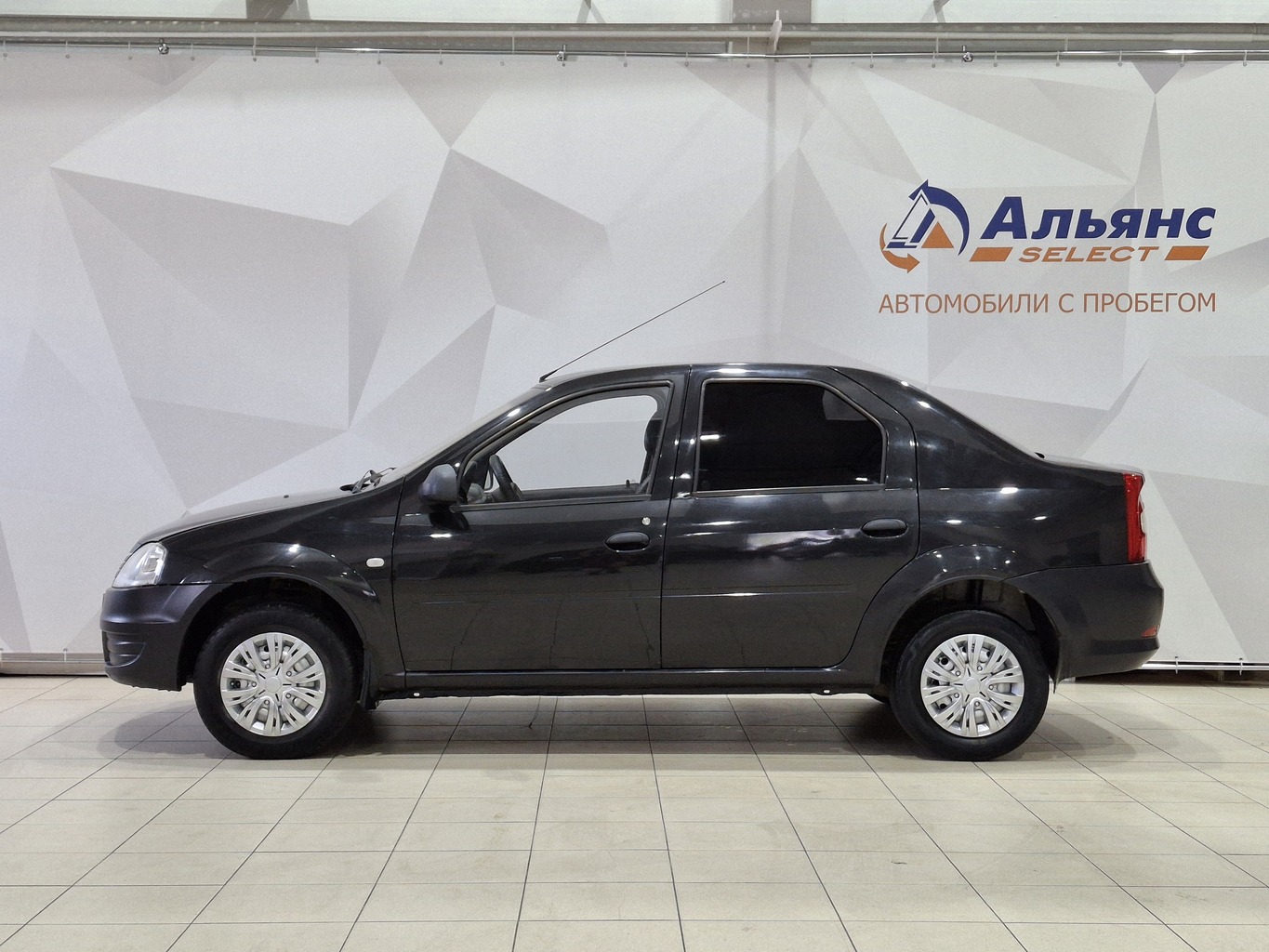 RENAULT LOGAN