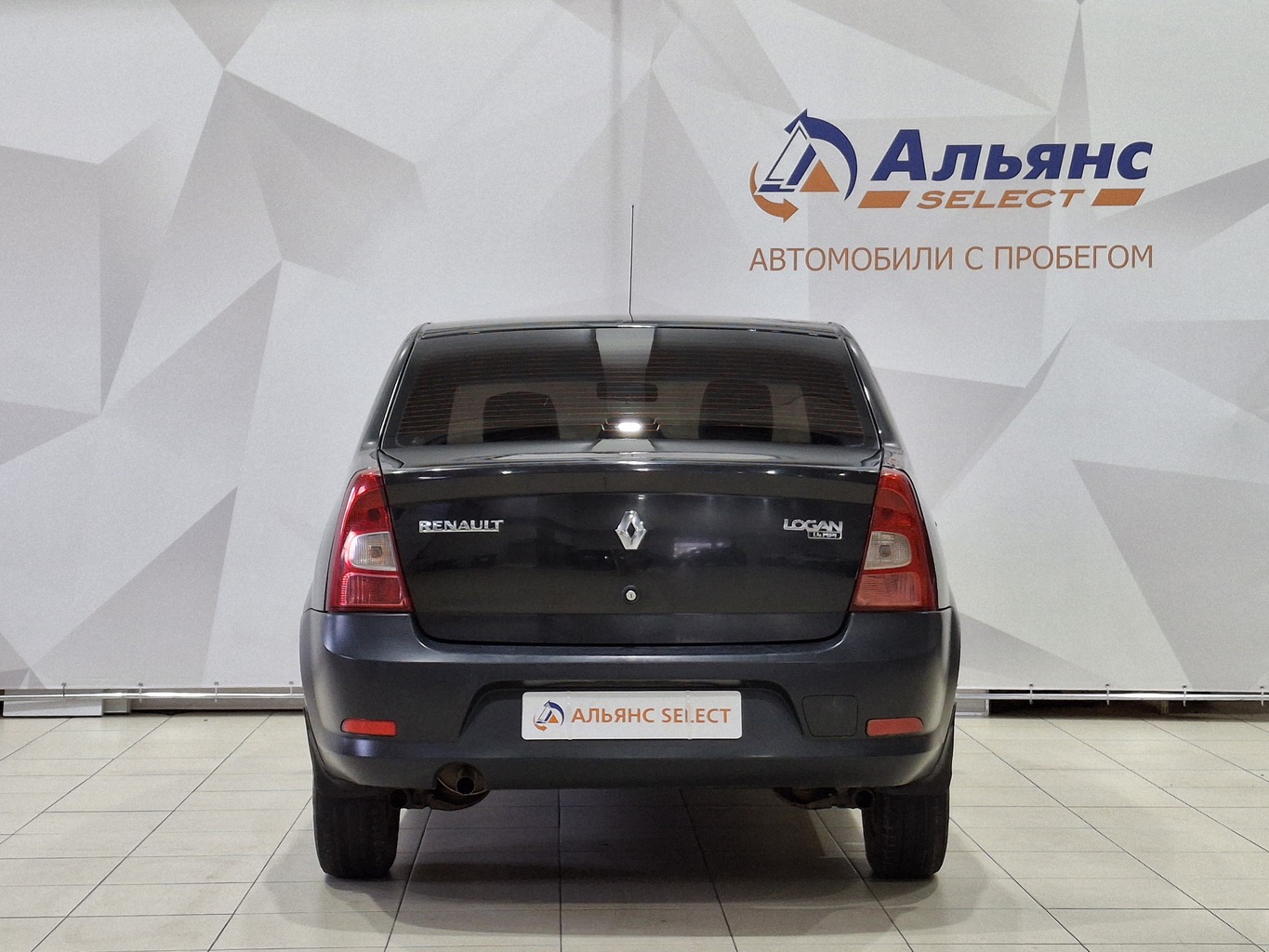 RENAULT LOGAN