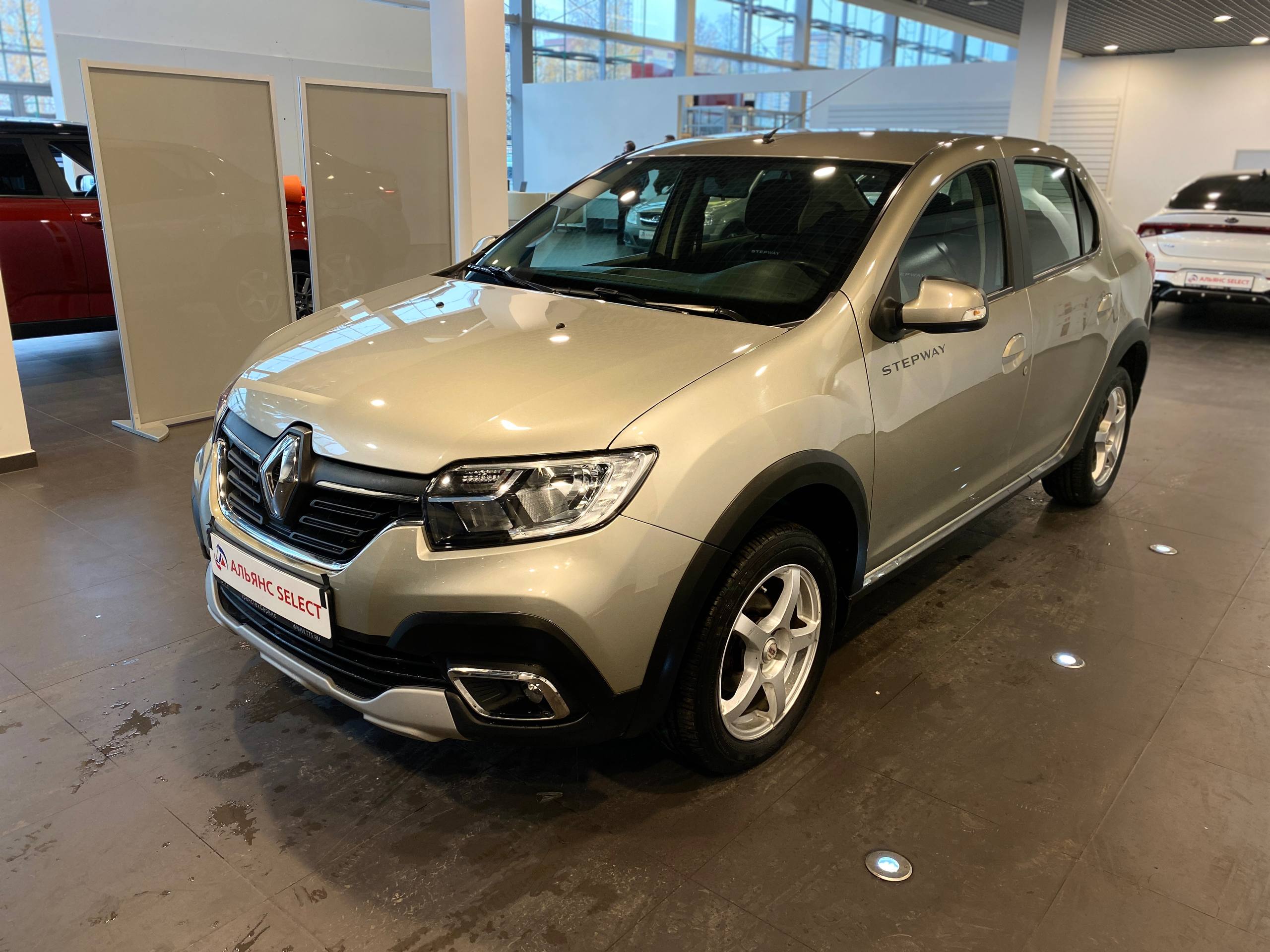 RENAULT LOGAN