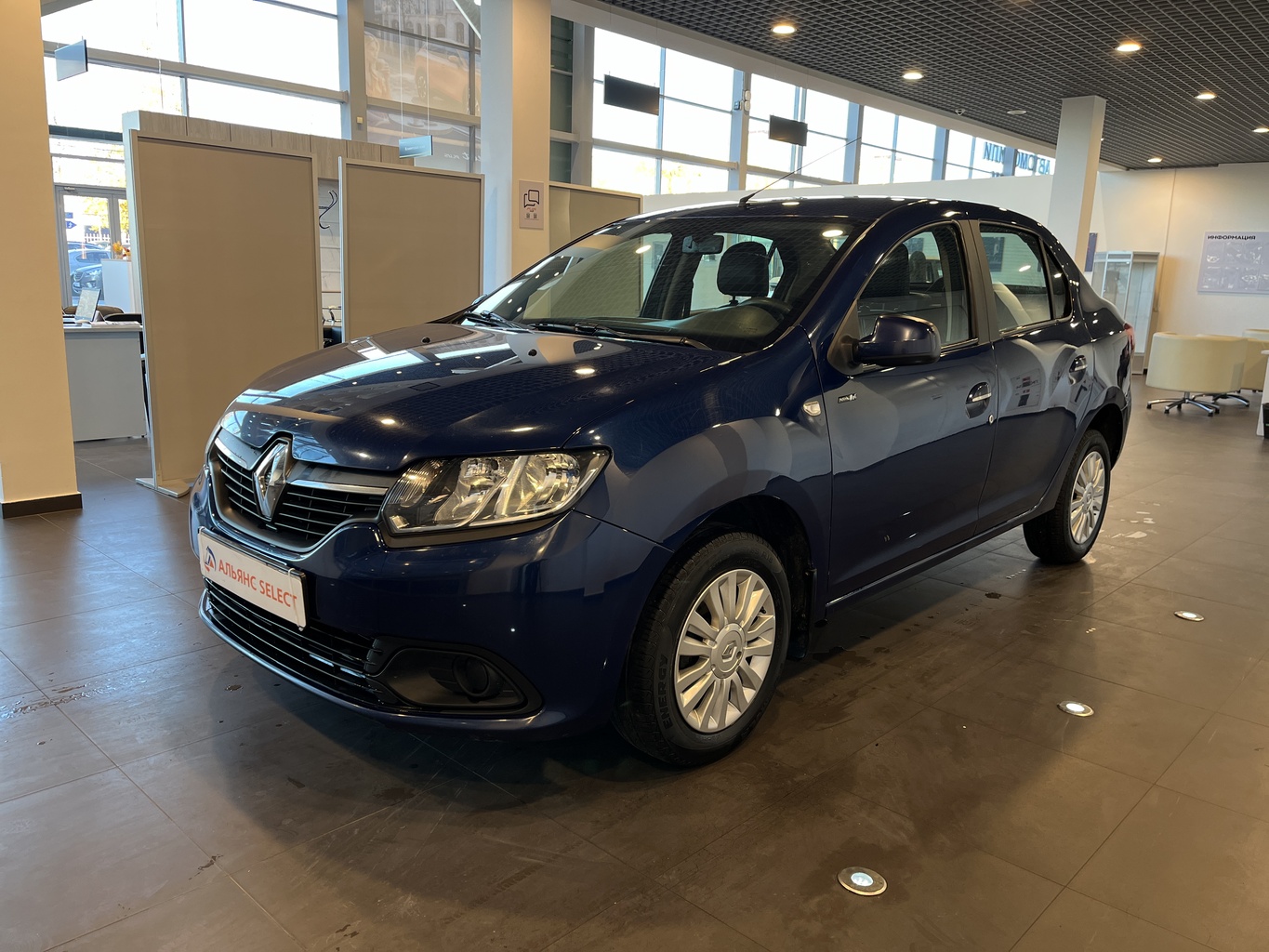 RENAULT LOGAN