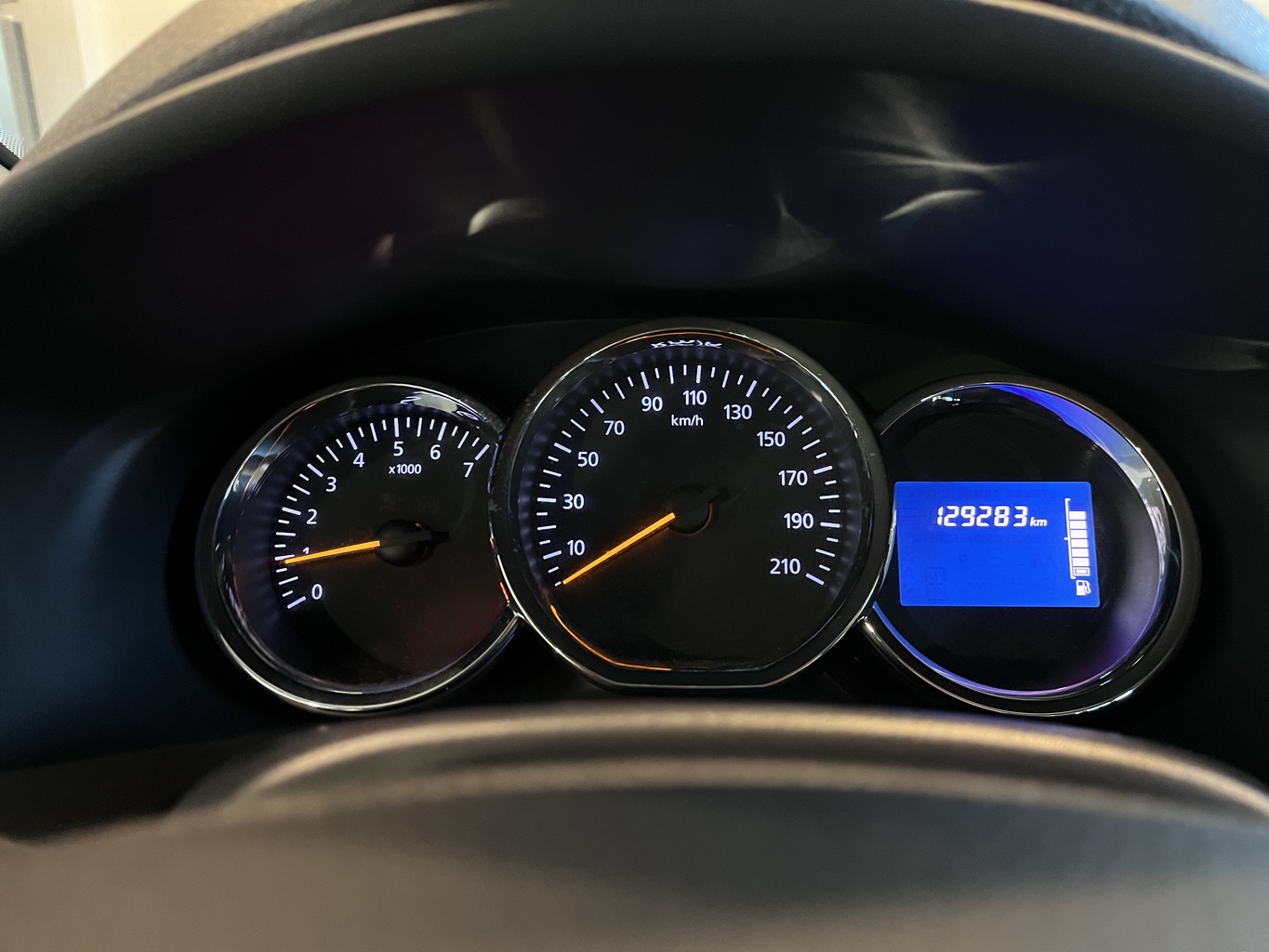 RENAULT LOGAN