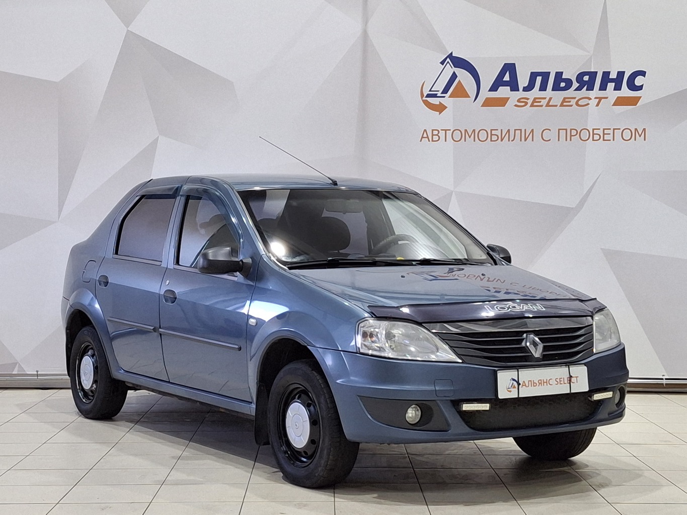 RENAULT LOGAN