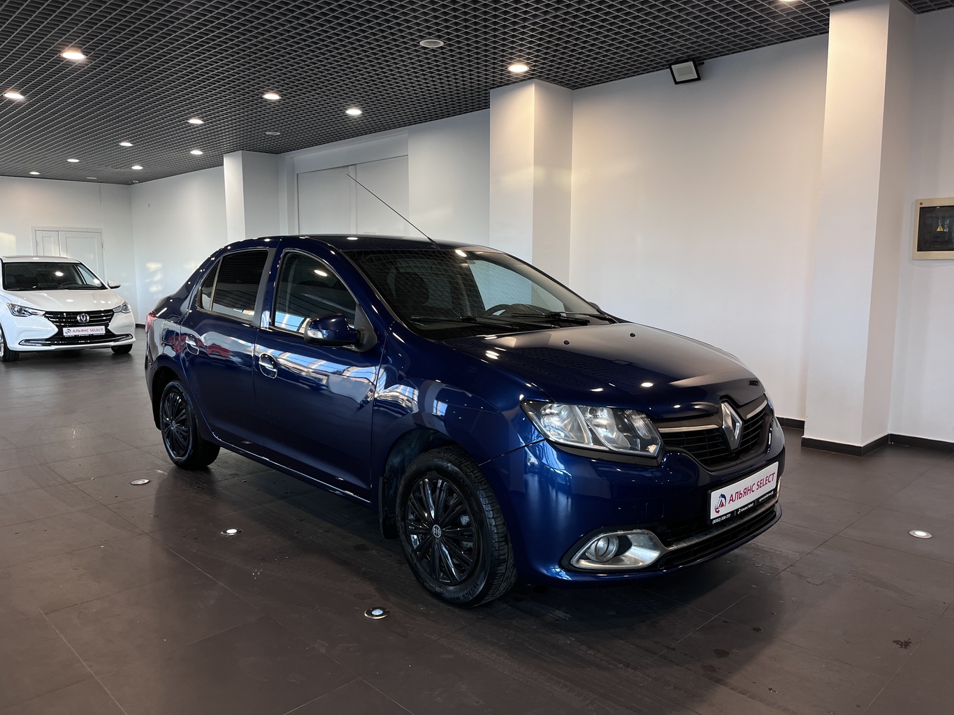 RENAULT LOGAN