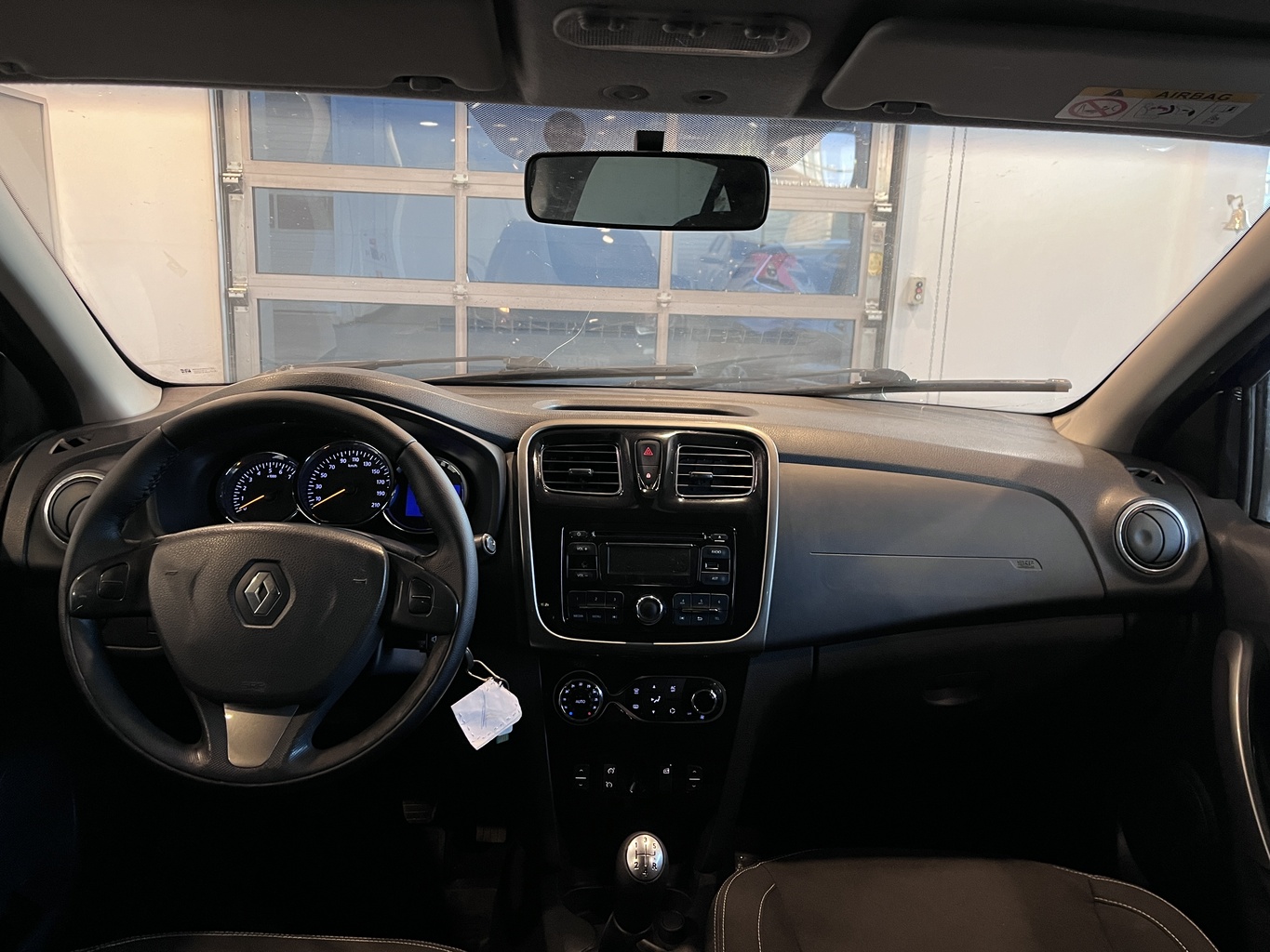 RENAULT LOGAN