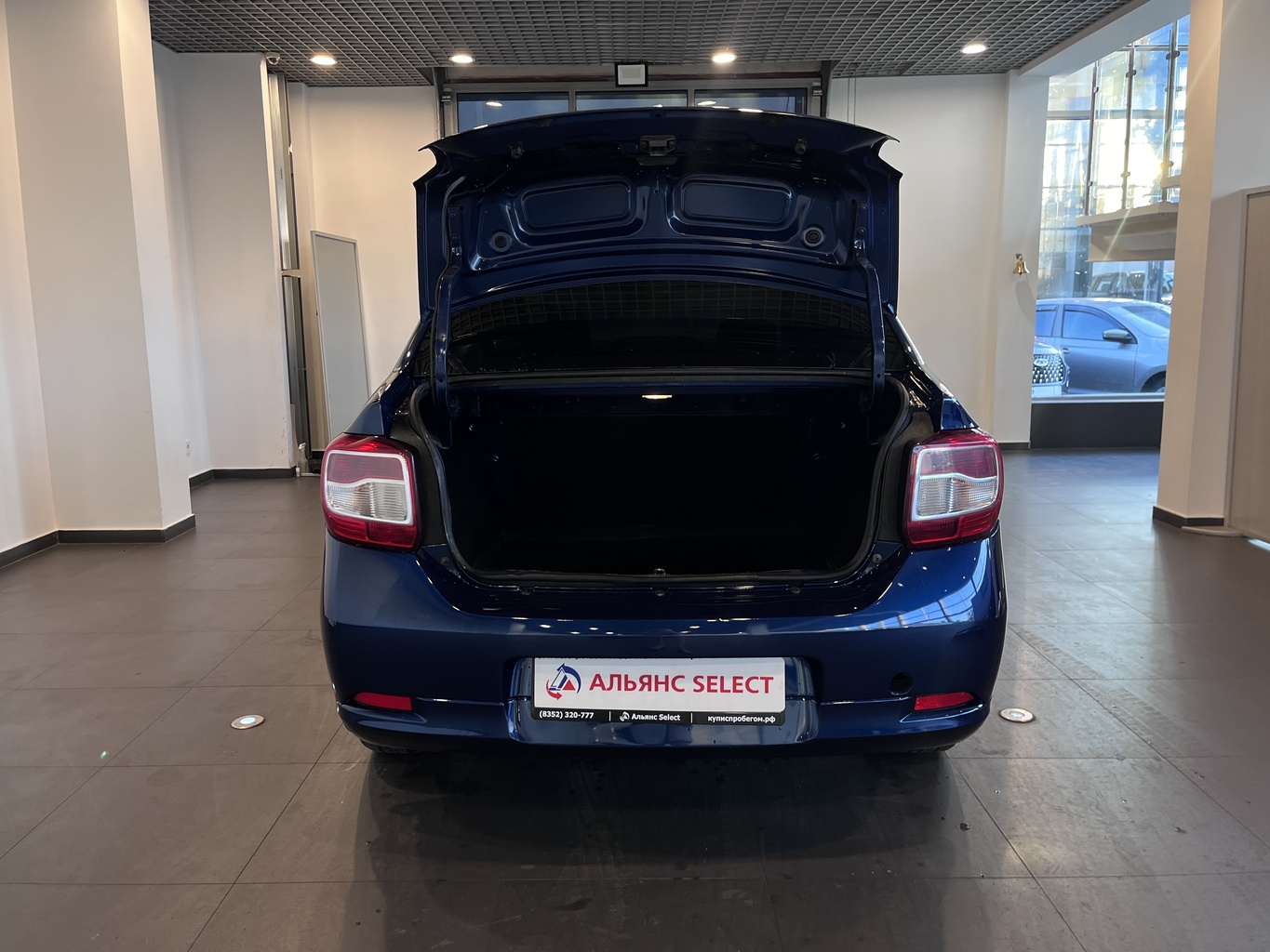 RENAULT LOGAN