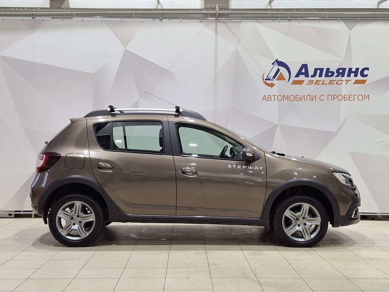 RENAULT SANDERO