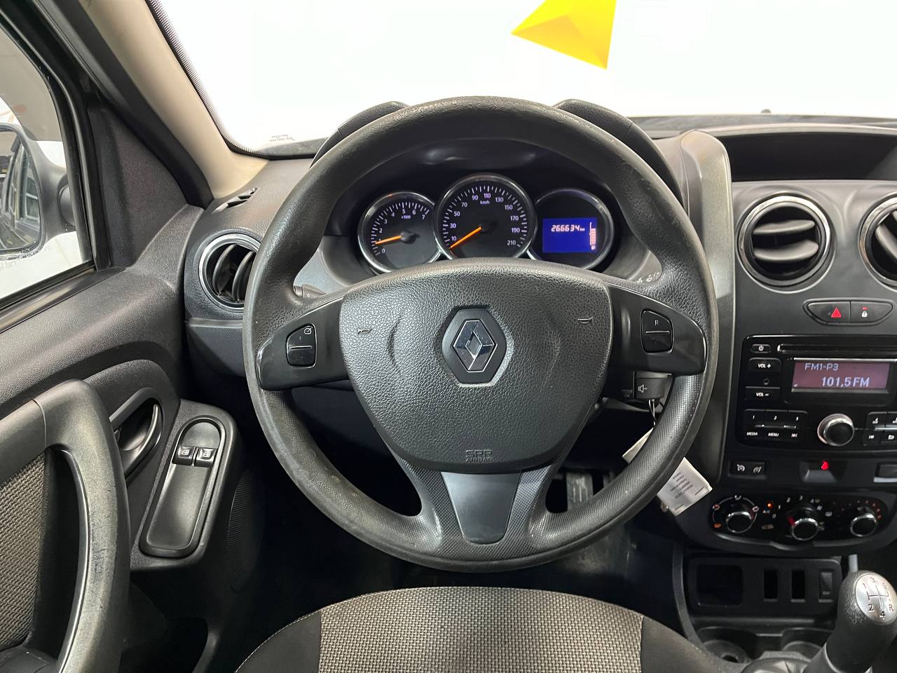 RENAULT DUSTER