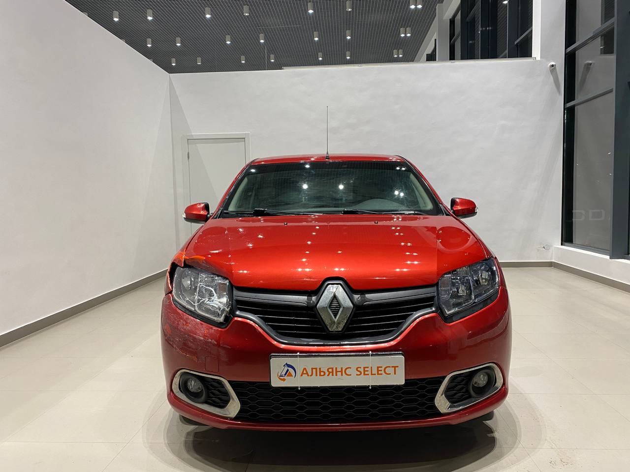 RENAULT SANDERO