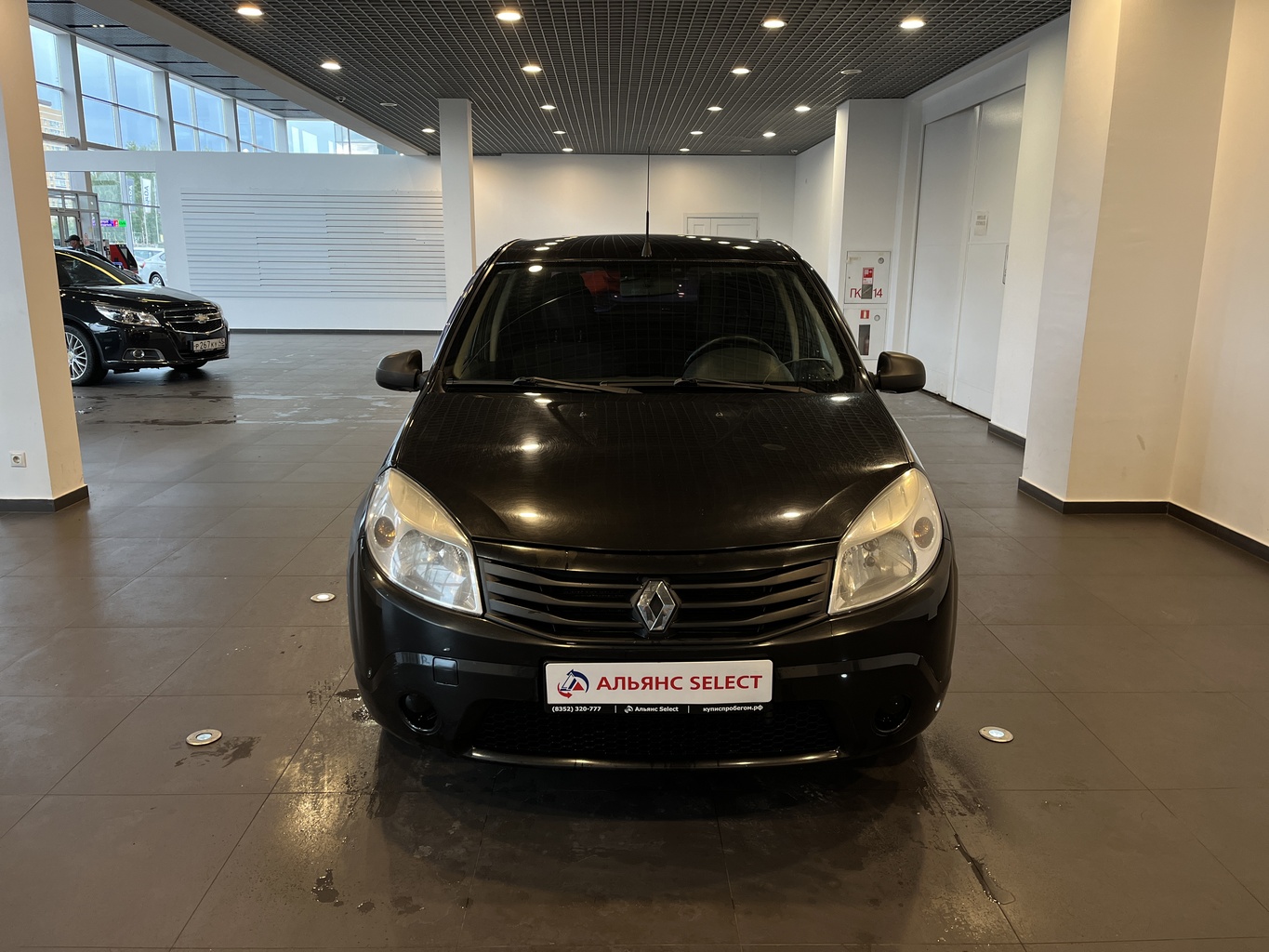 RENAULT SANDERO