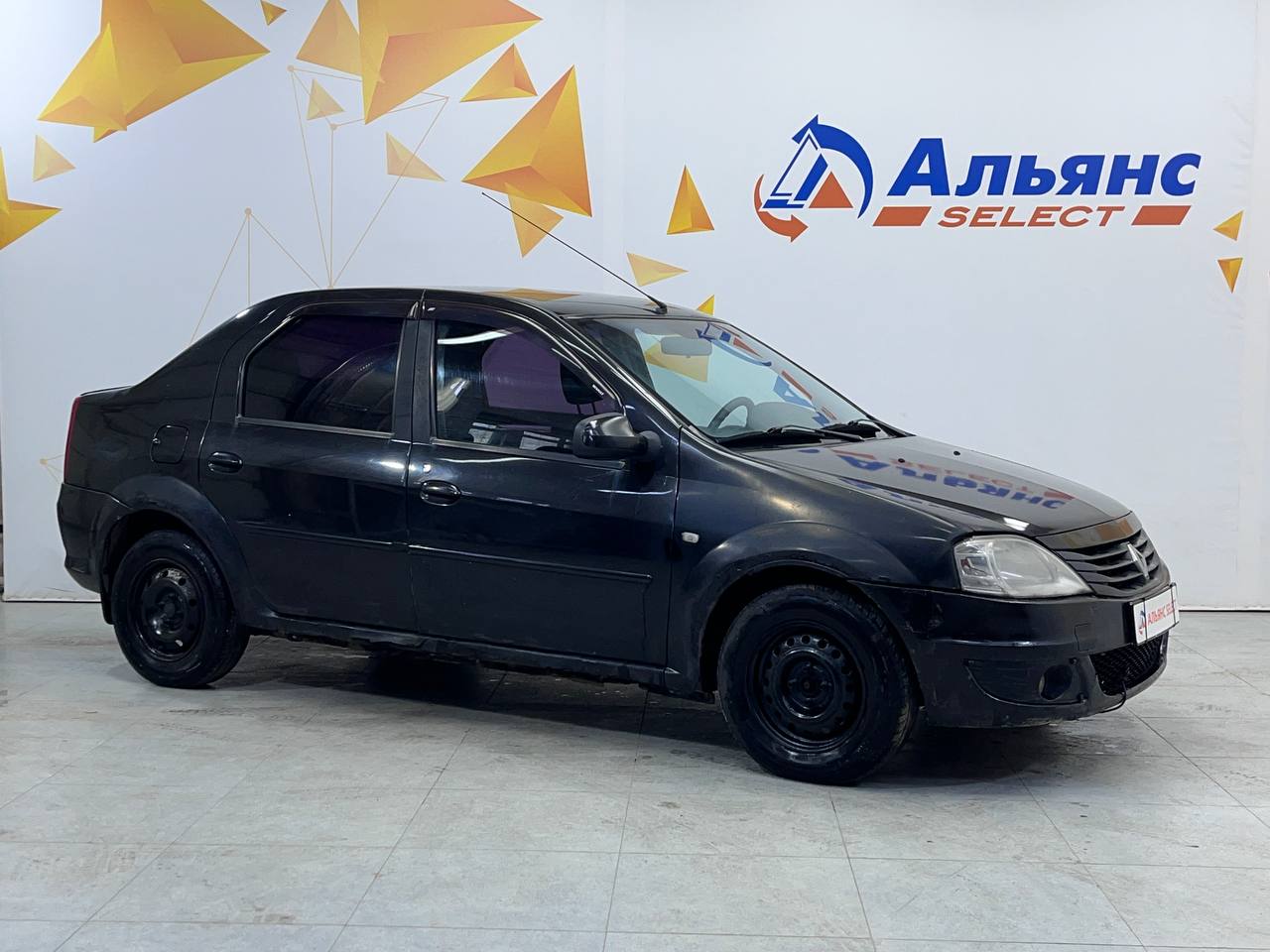RENAULT LOGAN