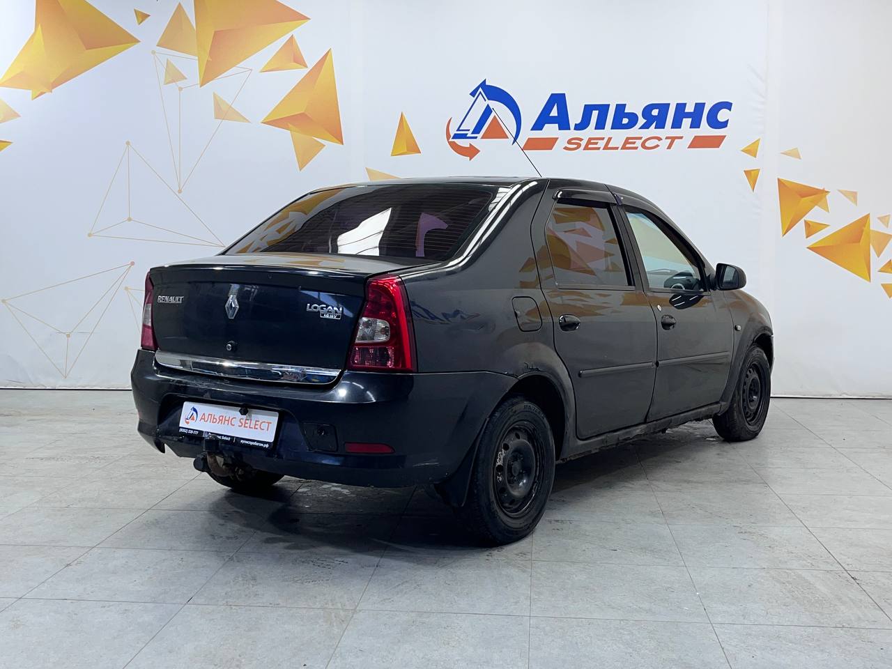 RENAULT LOGAN