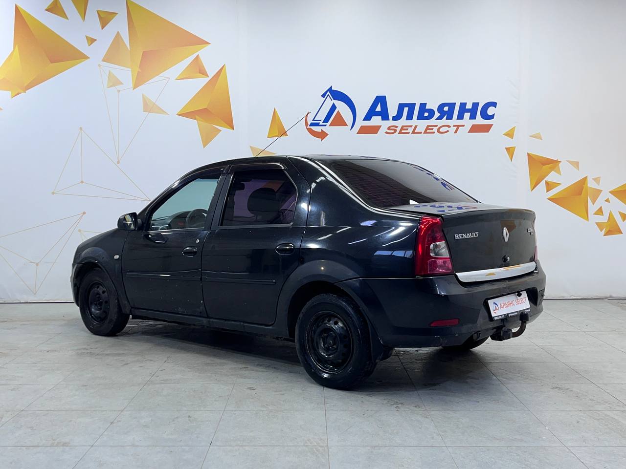 RENAULT LOGAN